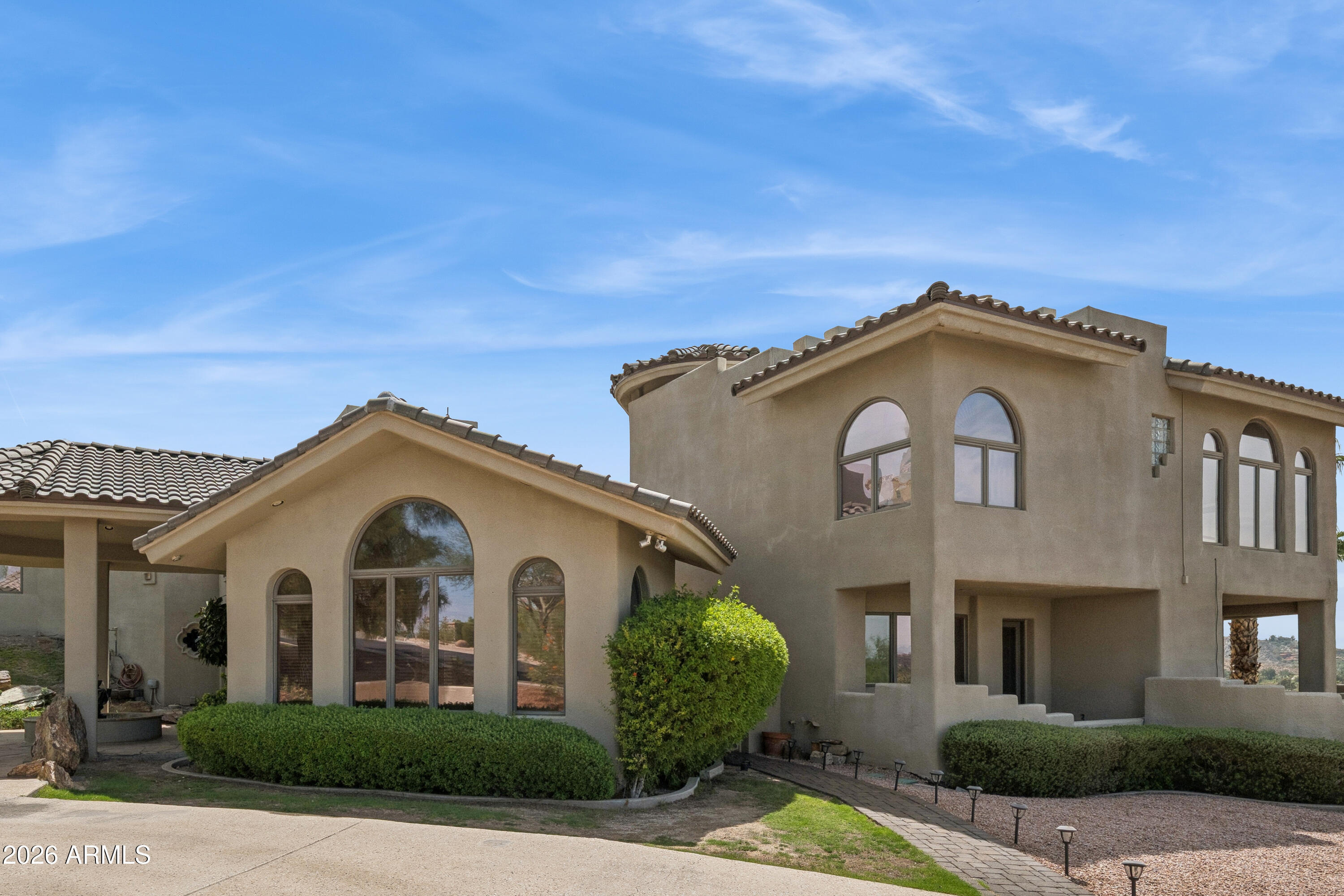 1121 E Country Gables Drive — photo