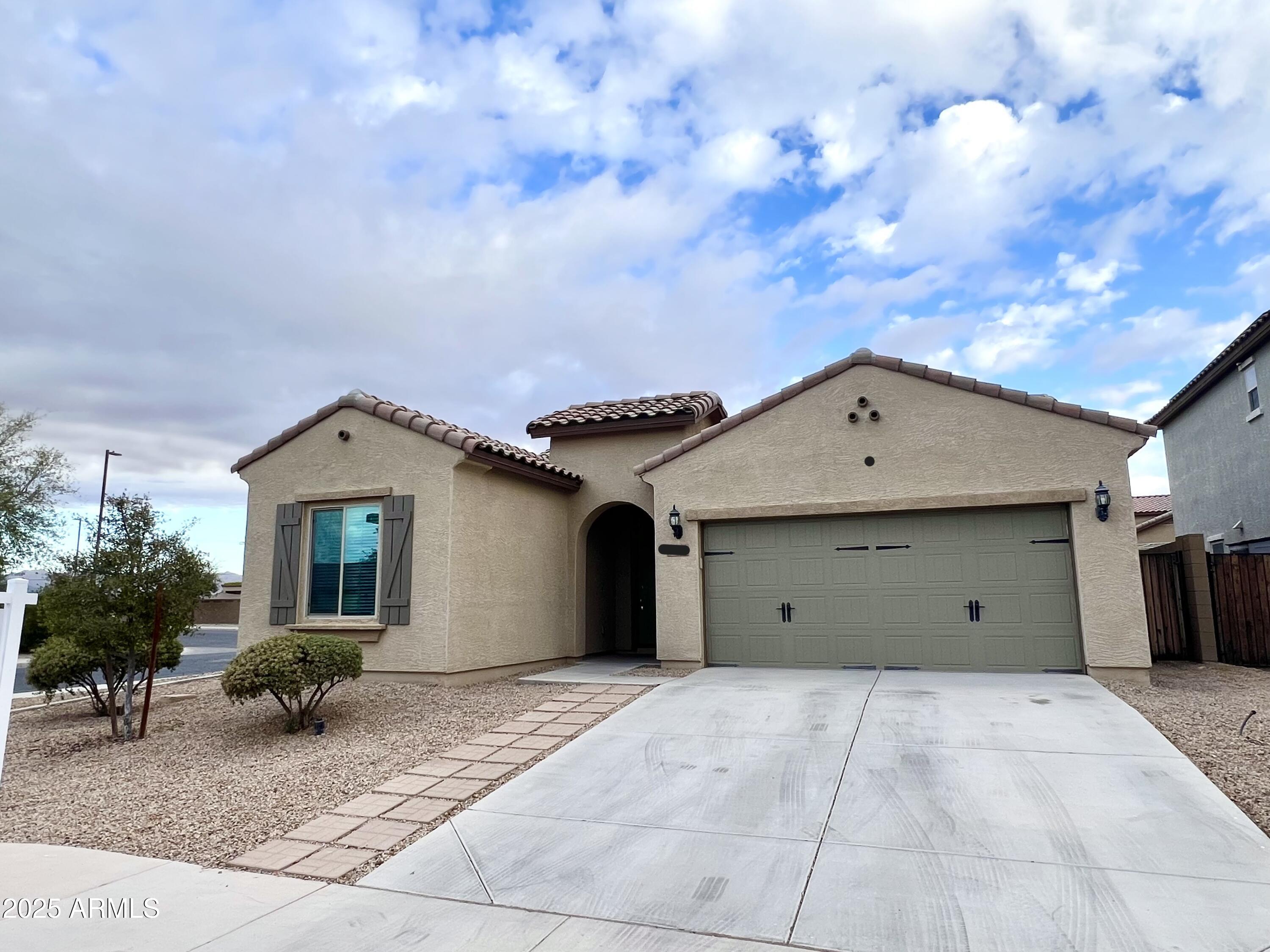17870 W Hadley Street — photo
