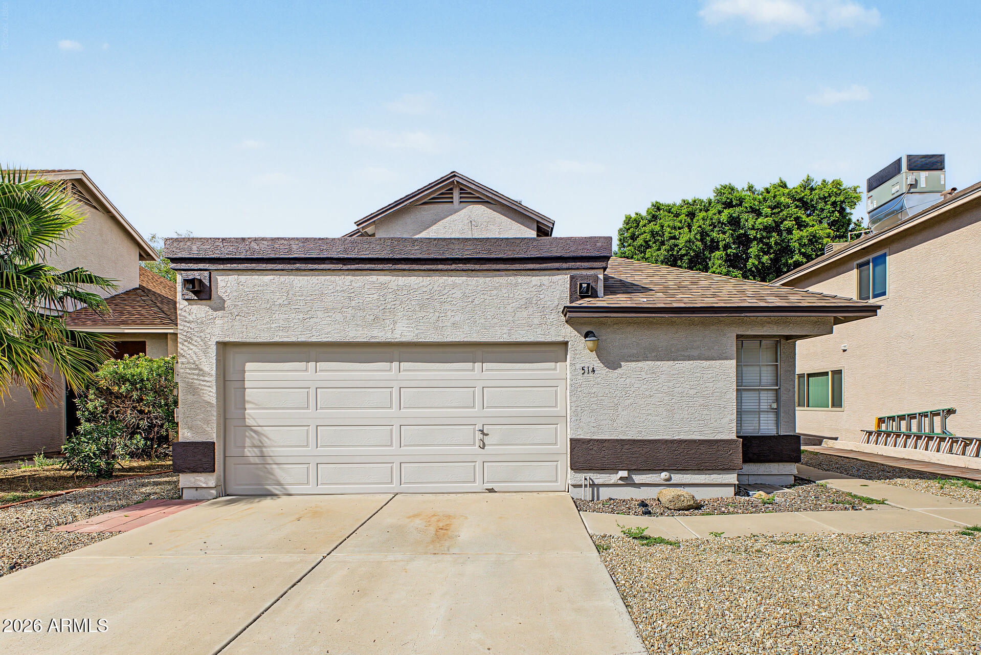 514 E Rimrock Drive — photo