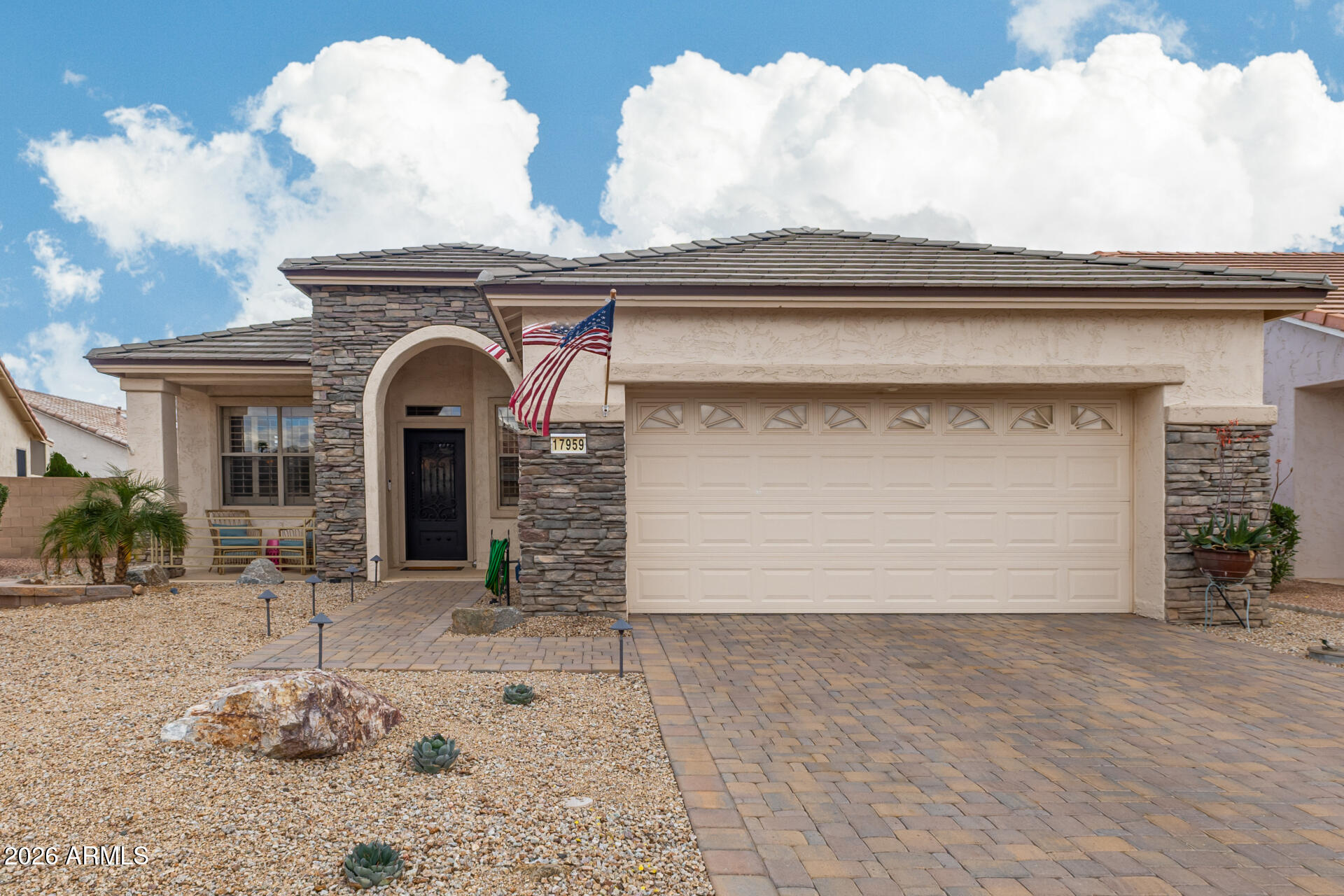 17959 W Deneen Way — photo