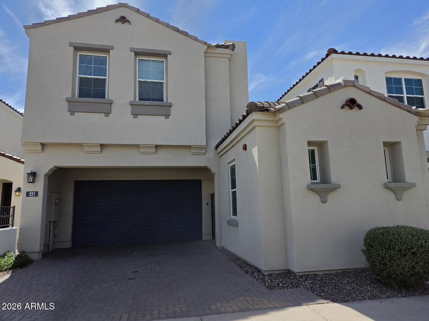 221 E Balsam Drive — photo