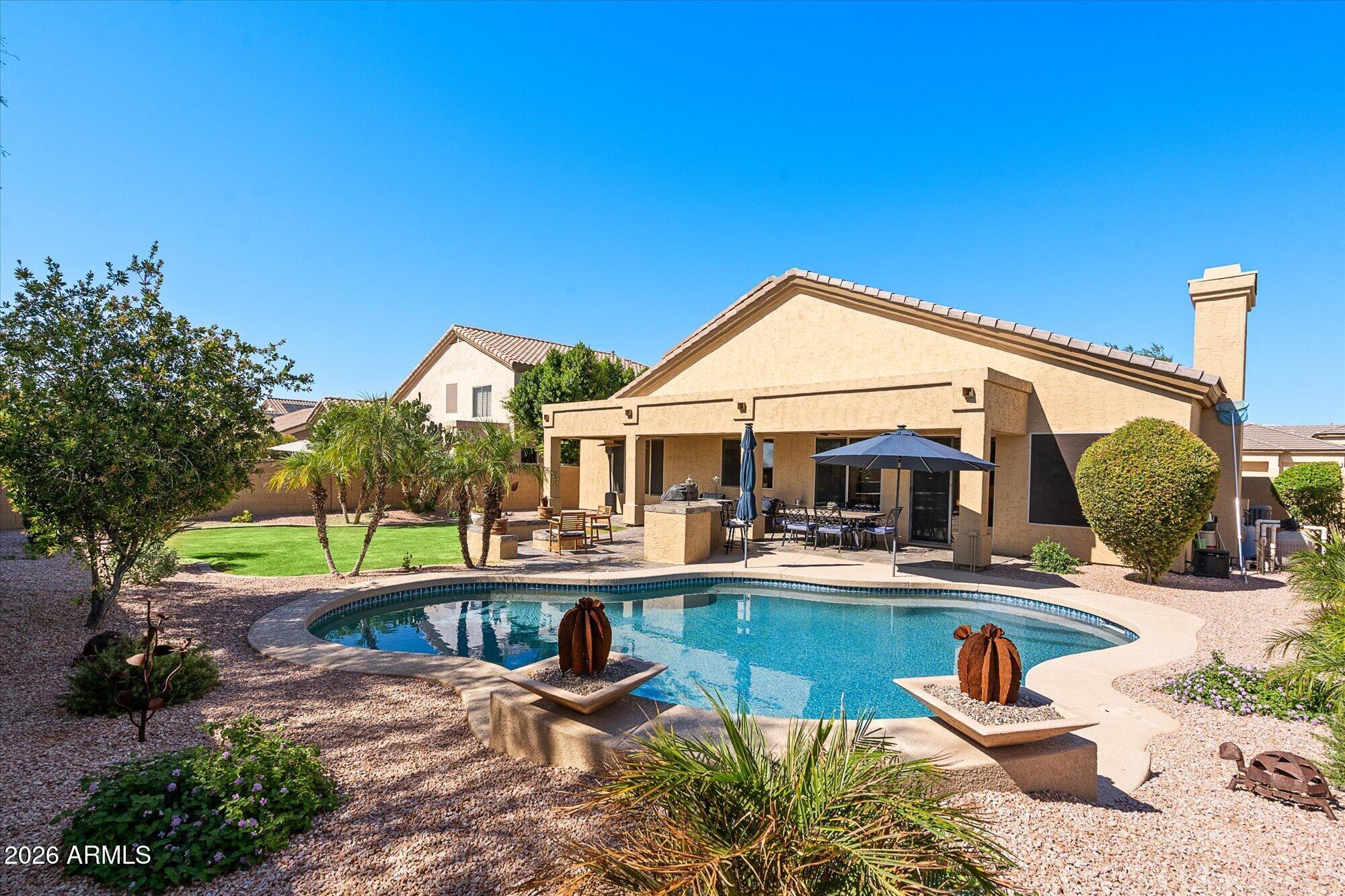 7321 E Tailfeather Drive — photo