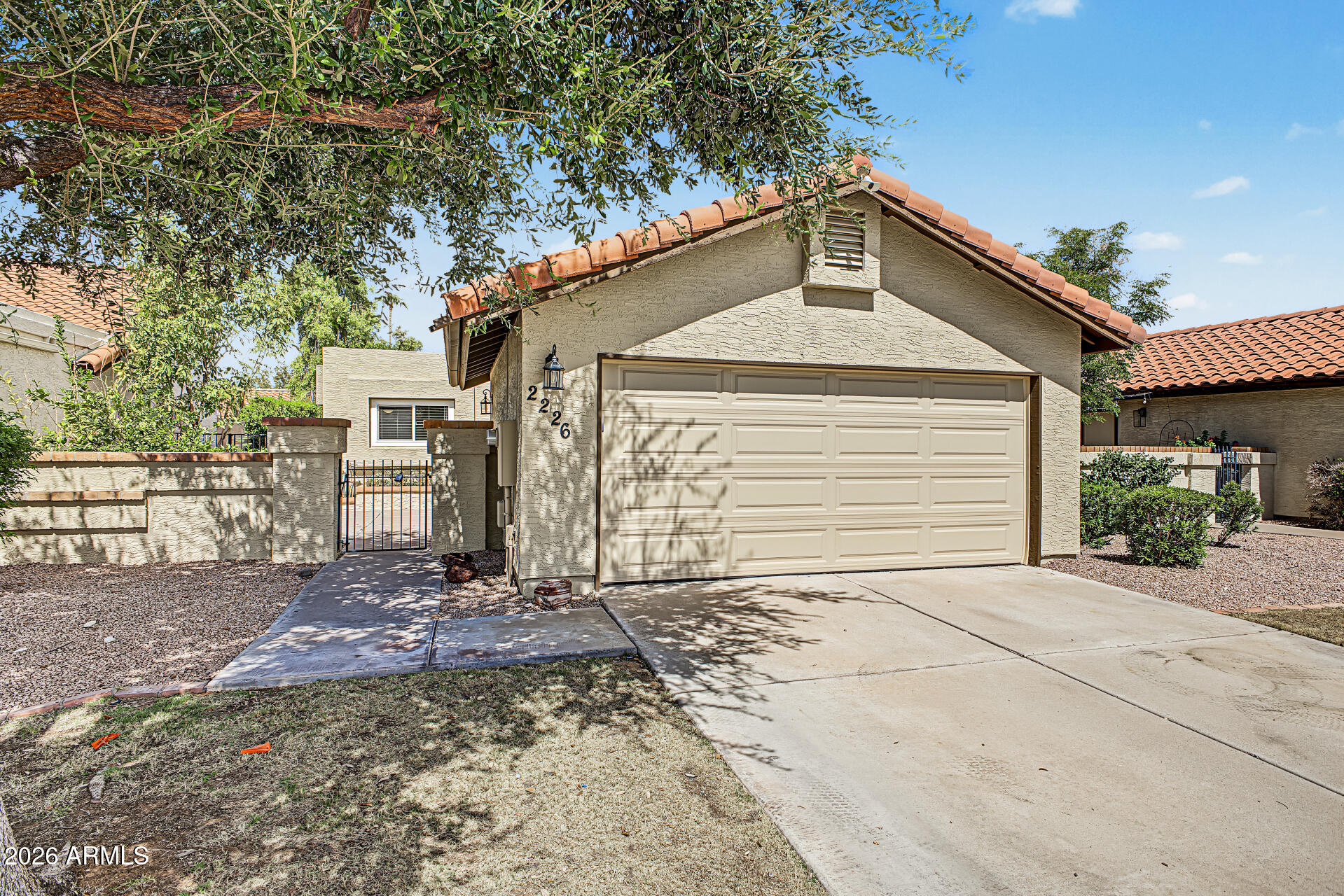 2226 E Fairview Avenue — photo