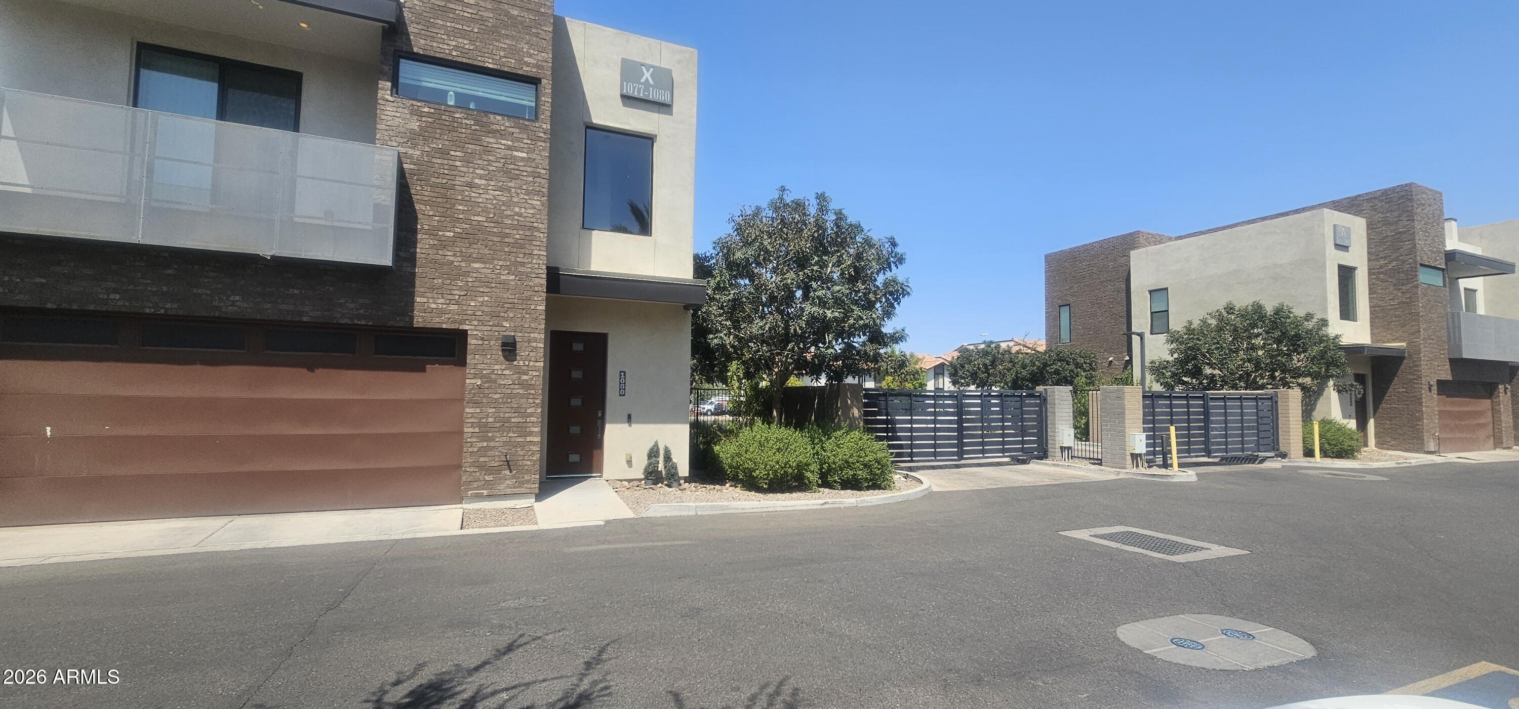 901 S Smith Road 1001 — photo