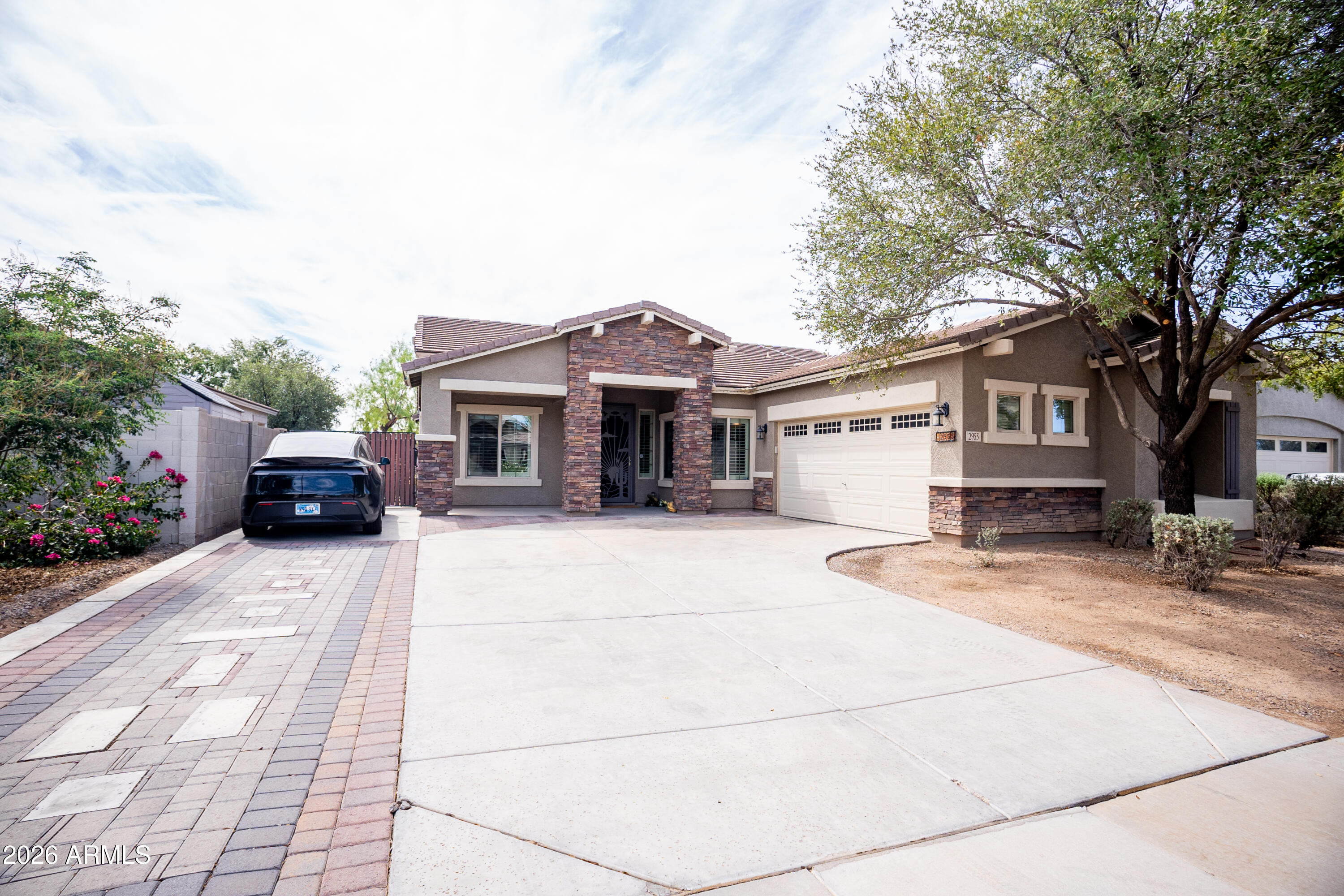 2955 E Santa Fe Lane — photo
