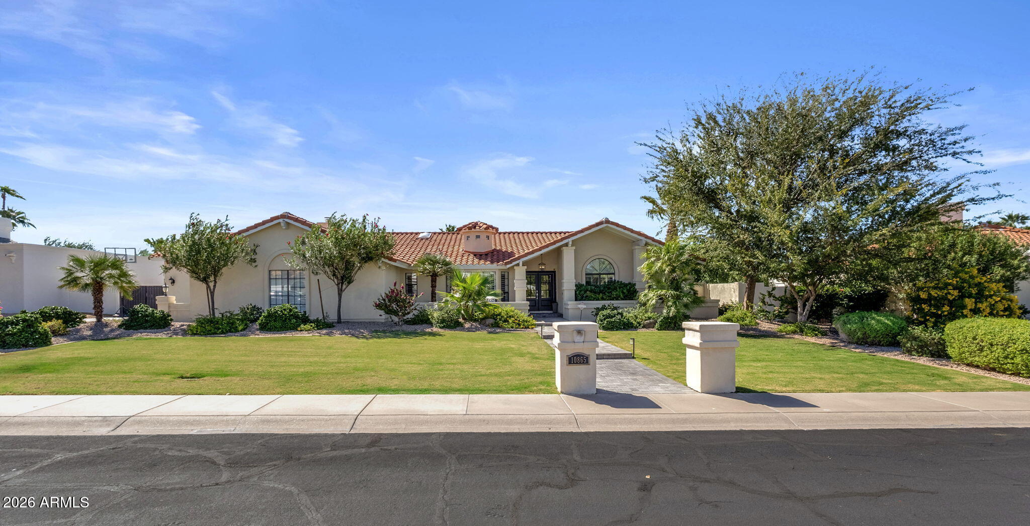 10865 E Poinsettia Drive — photo