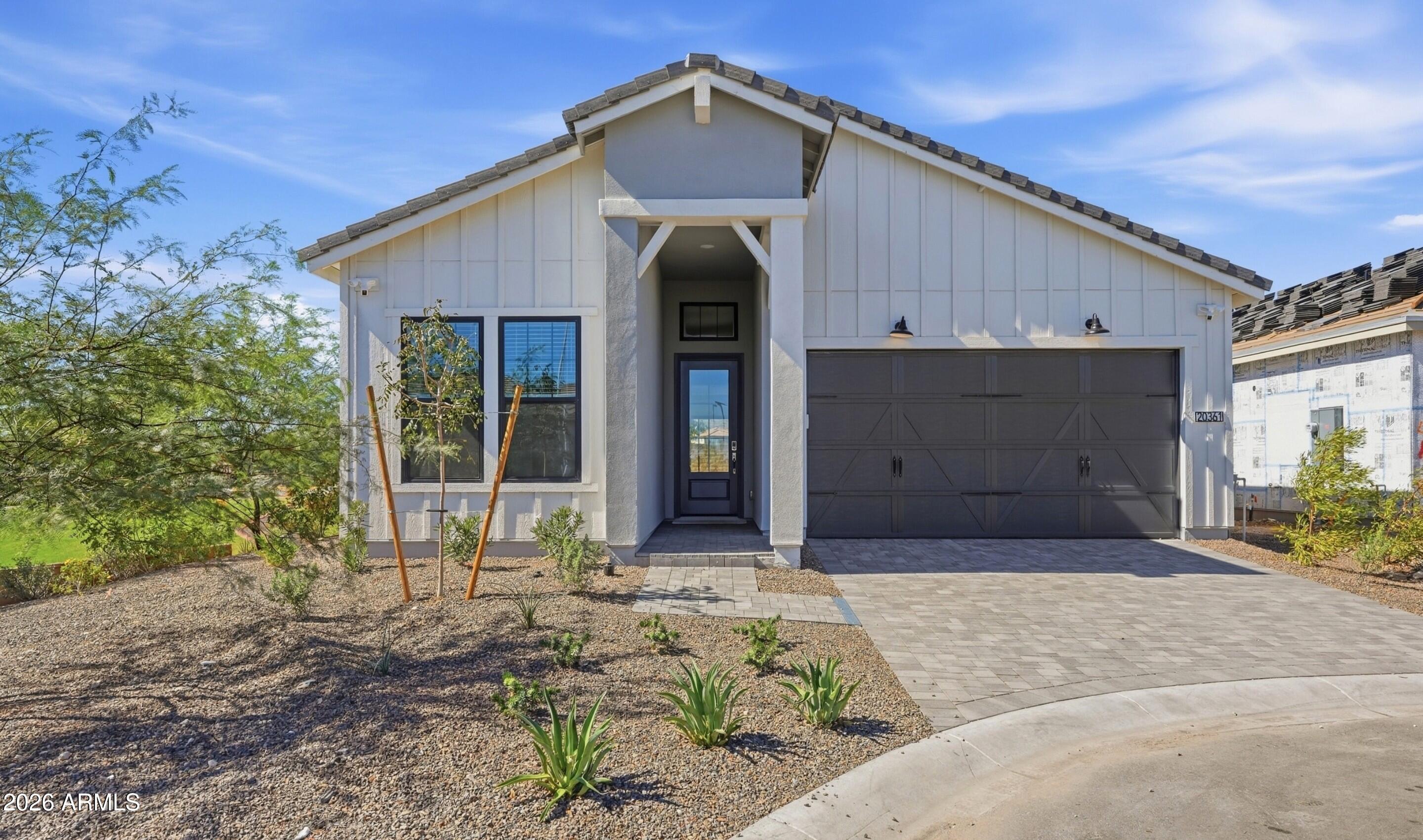 20361 W Apodaca Drive — photo
