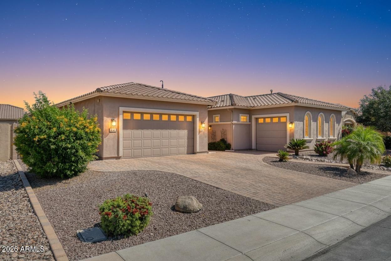 3540 E Desert Broom Drive — photo