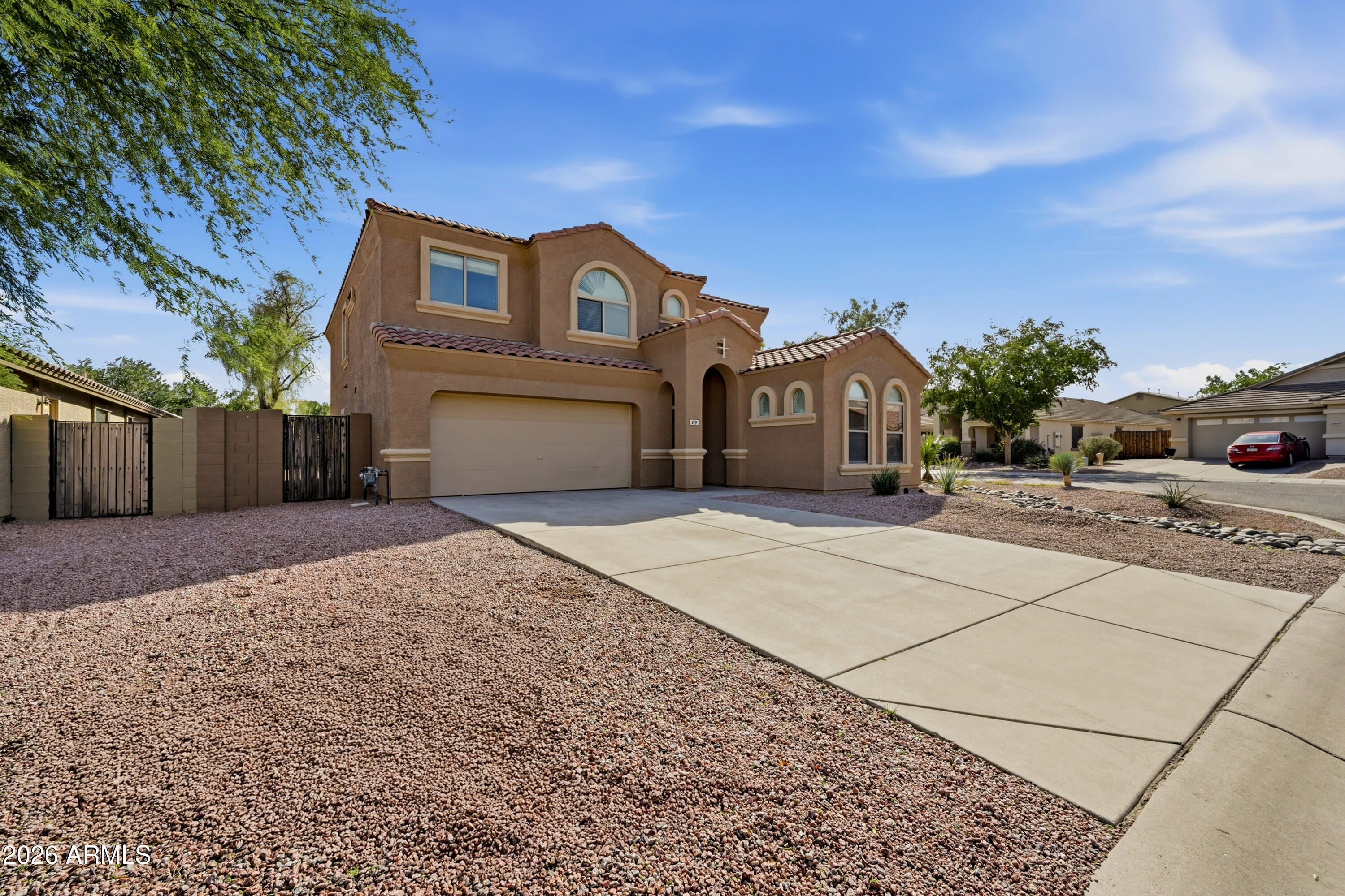 619 E Palomino Way — photo