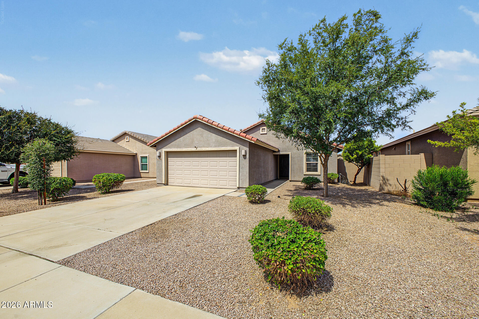 11240 E Wallflower Lane — photo