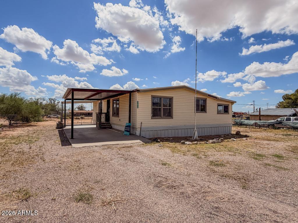 22655 W Henderson Street — photo