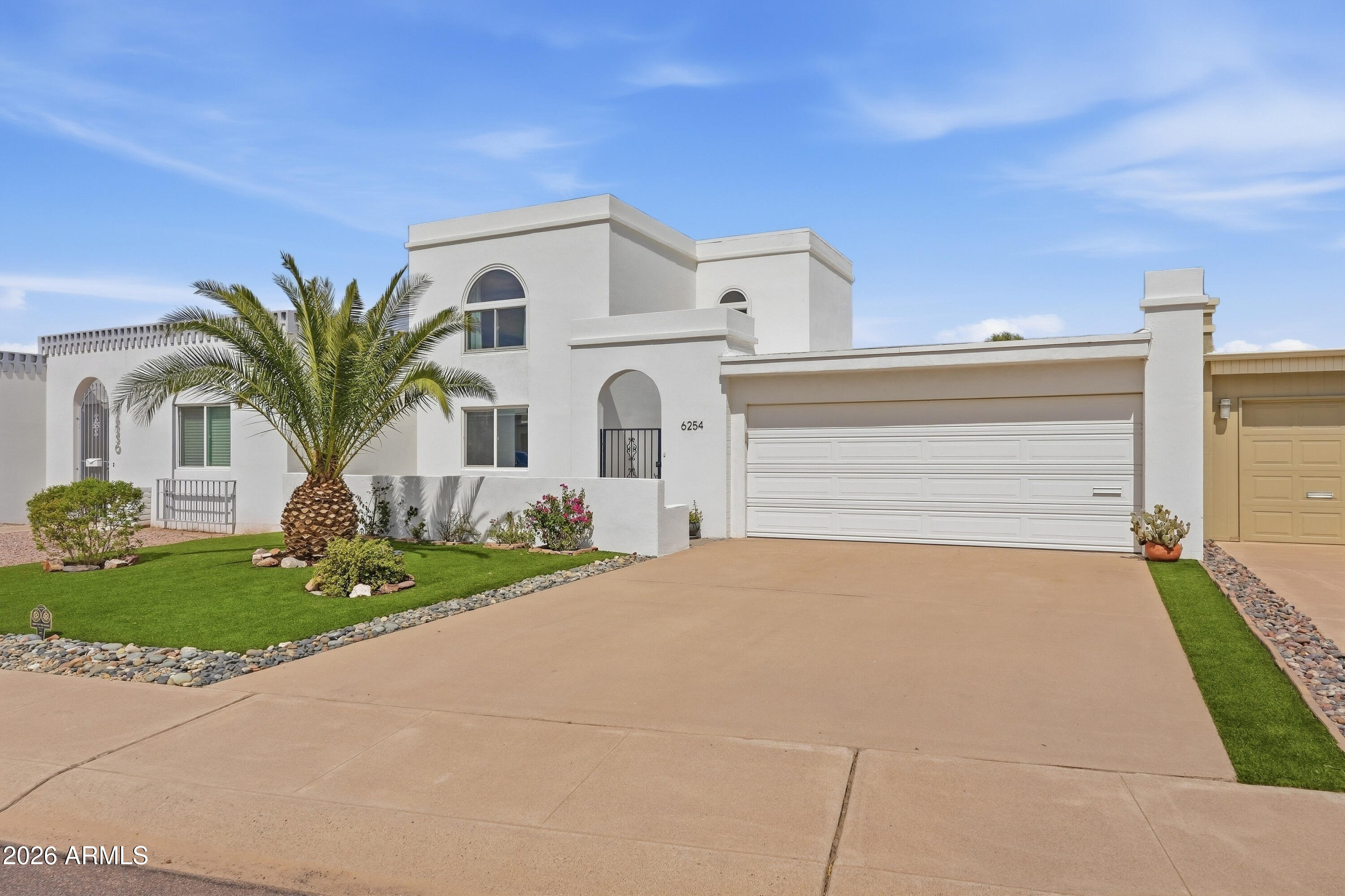 6254 E Catalina Drive — photo
