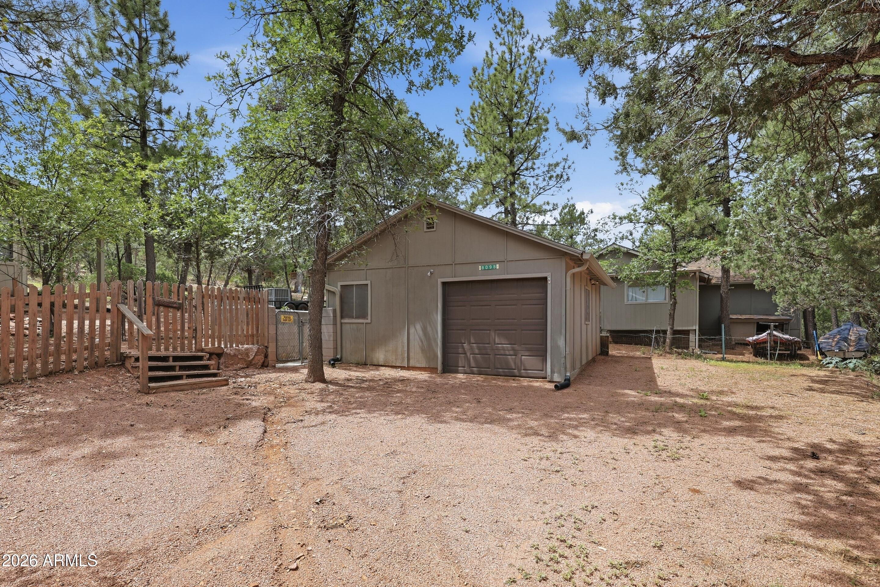 8118 W Bonnie Brae Drive — photo