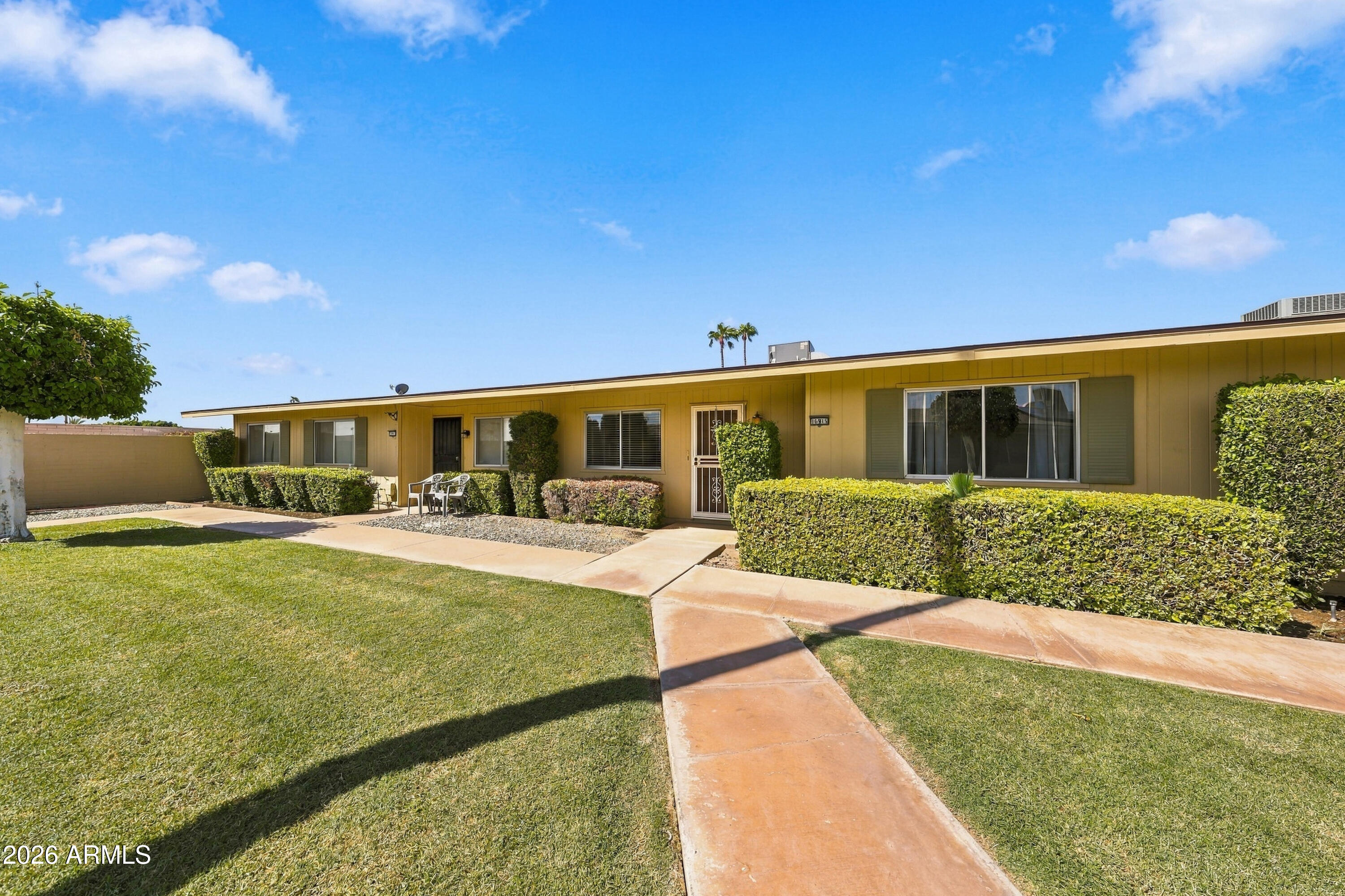 10915 W Santa Fe Drive — photo