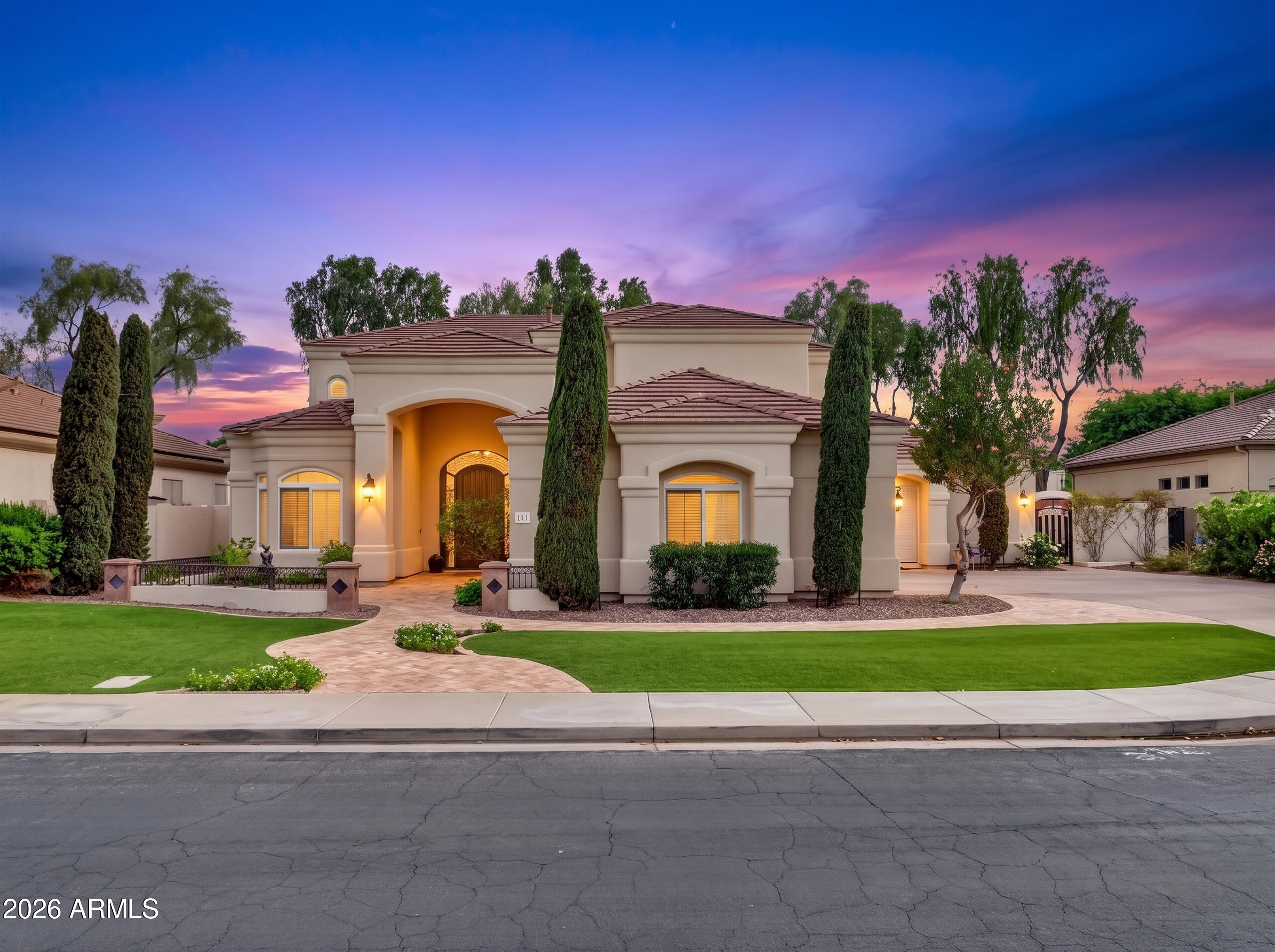 751 W Azalea Drive — photo