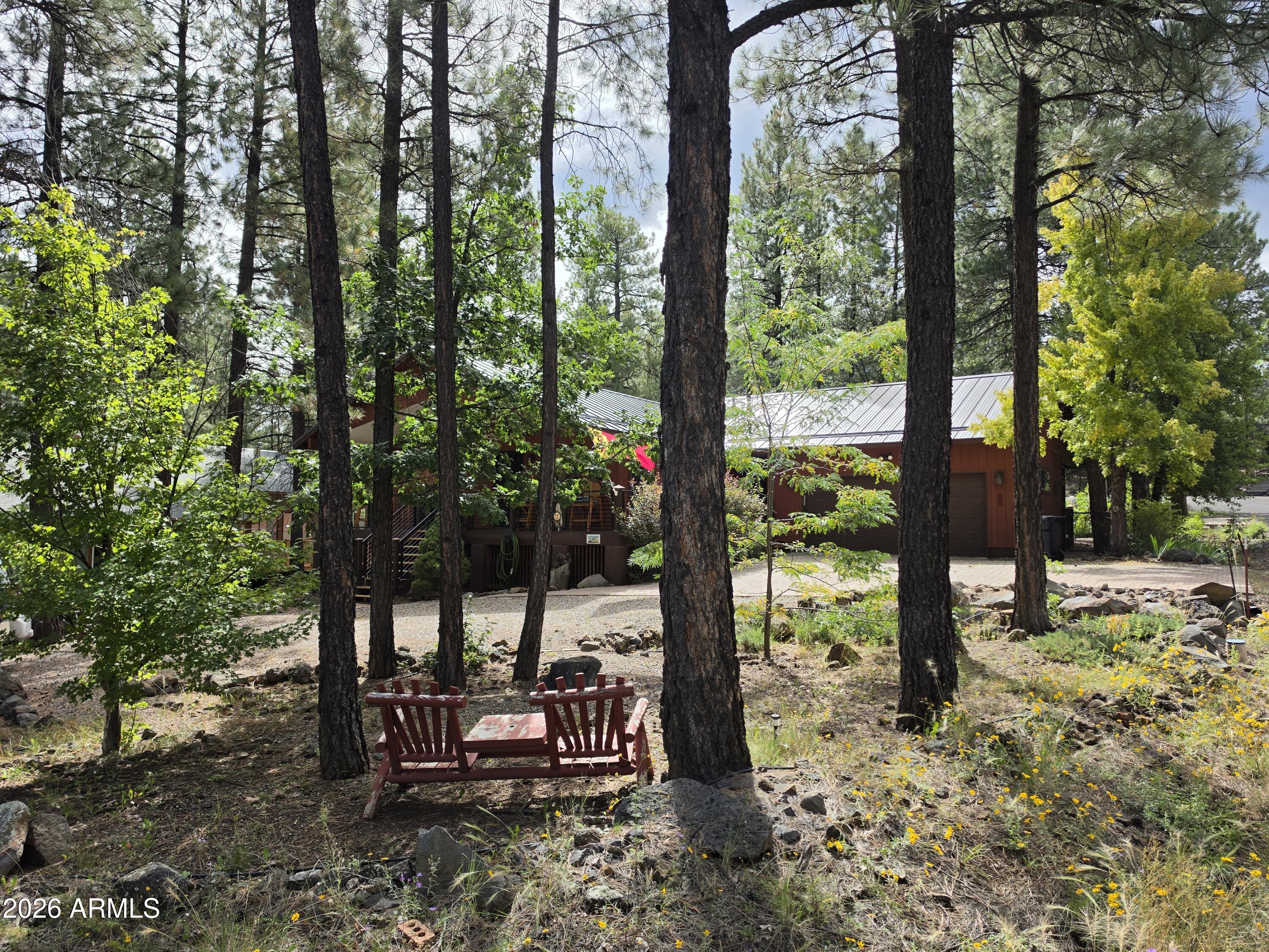 85 Janice Place — photo