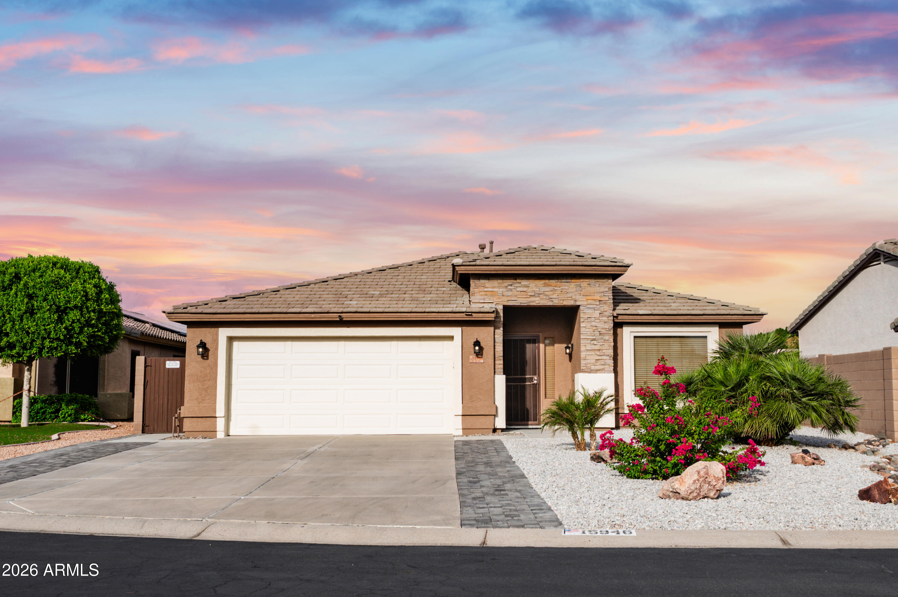 15946 W Marconi Avenue — photo