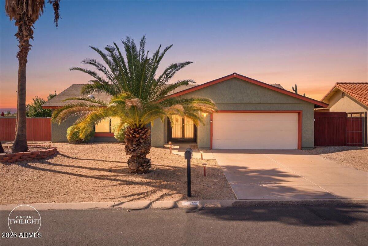 15240 N Del Ray Drive — photo
