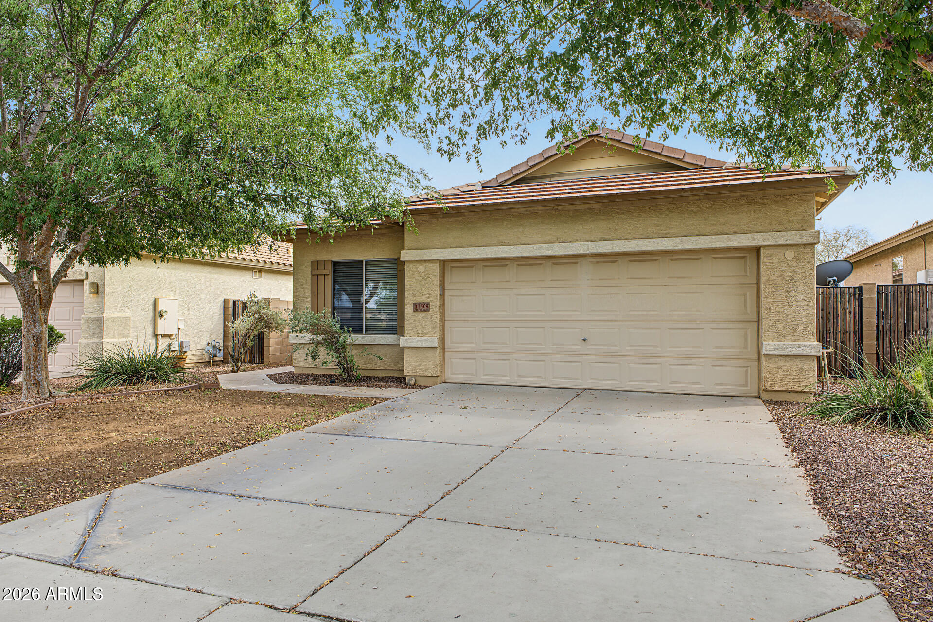 12509 W Bird Lane — photo