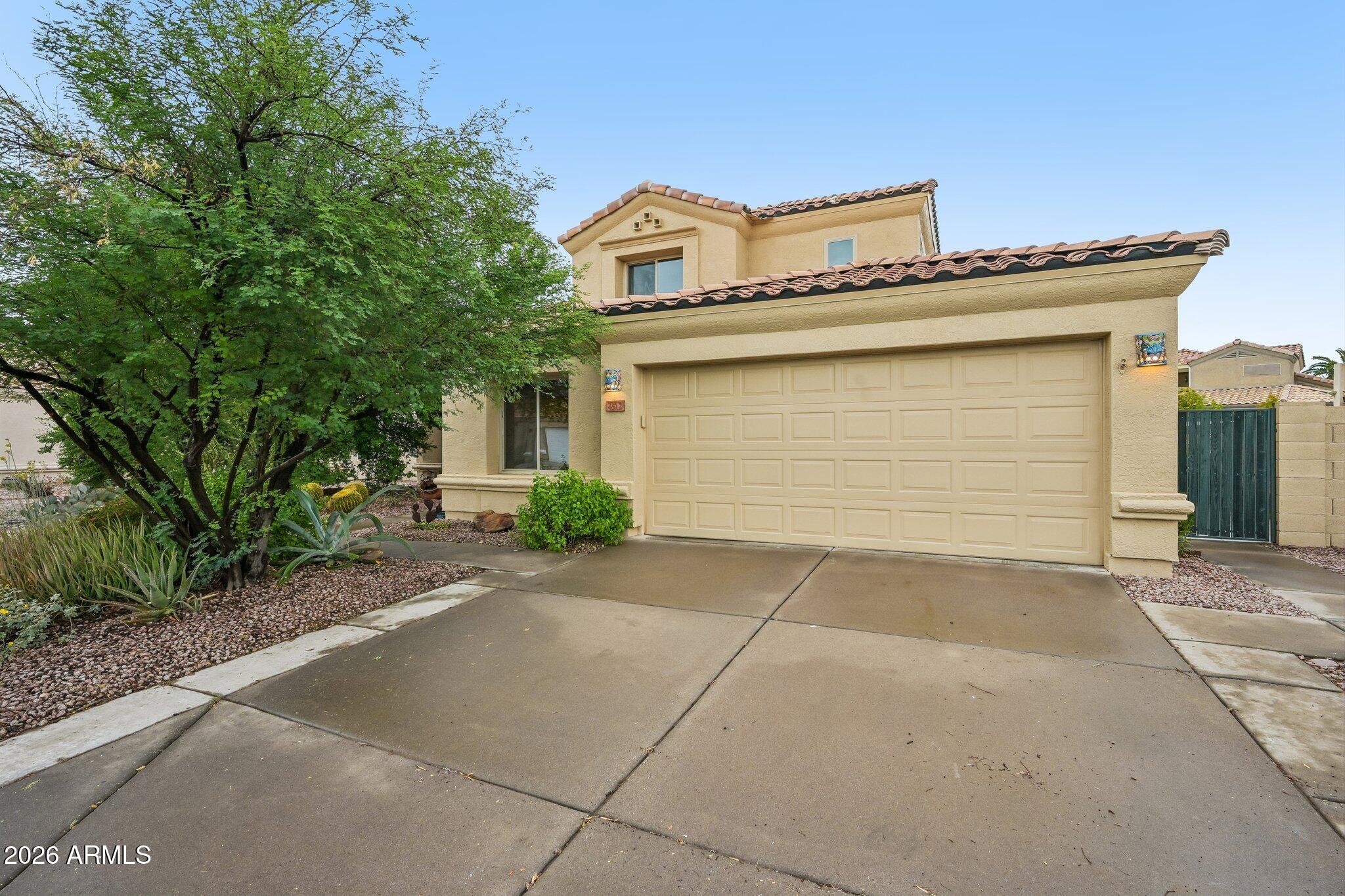 4512 E Mountain Sky Avenue — photo
