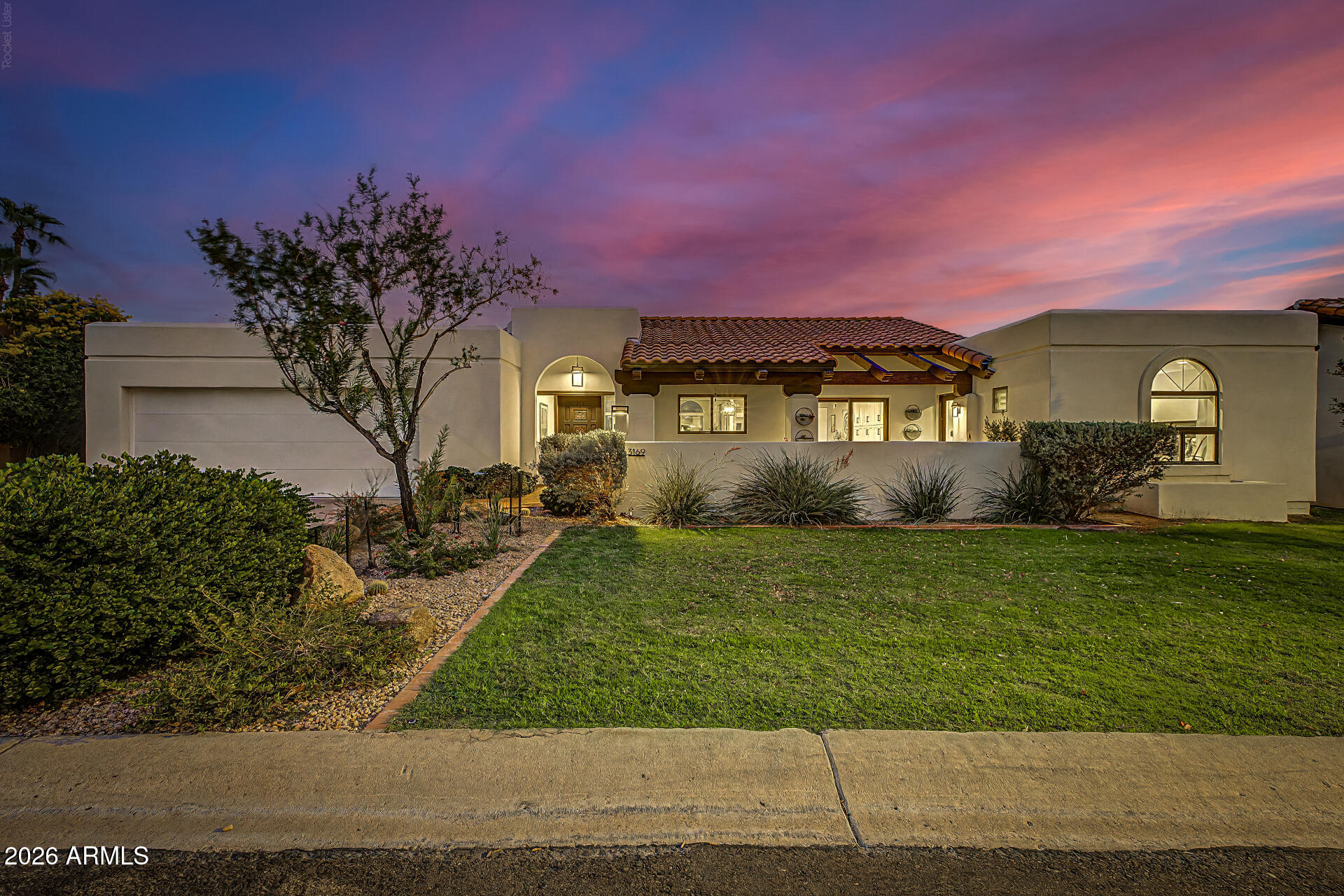 3169 E Berridge Lane — photo