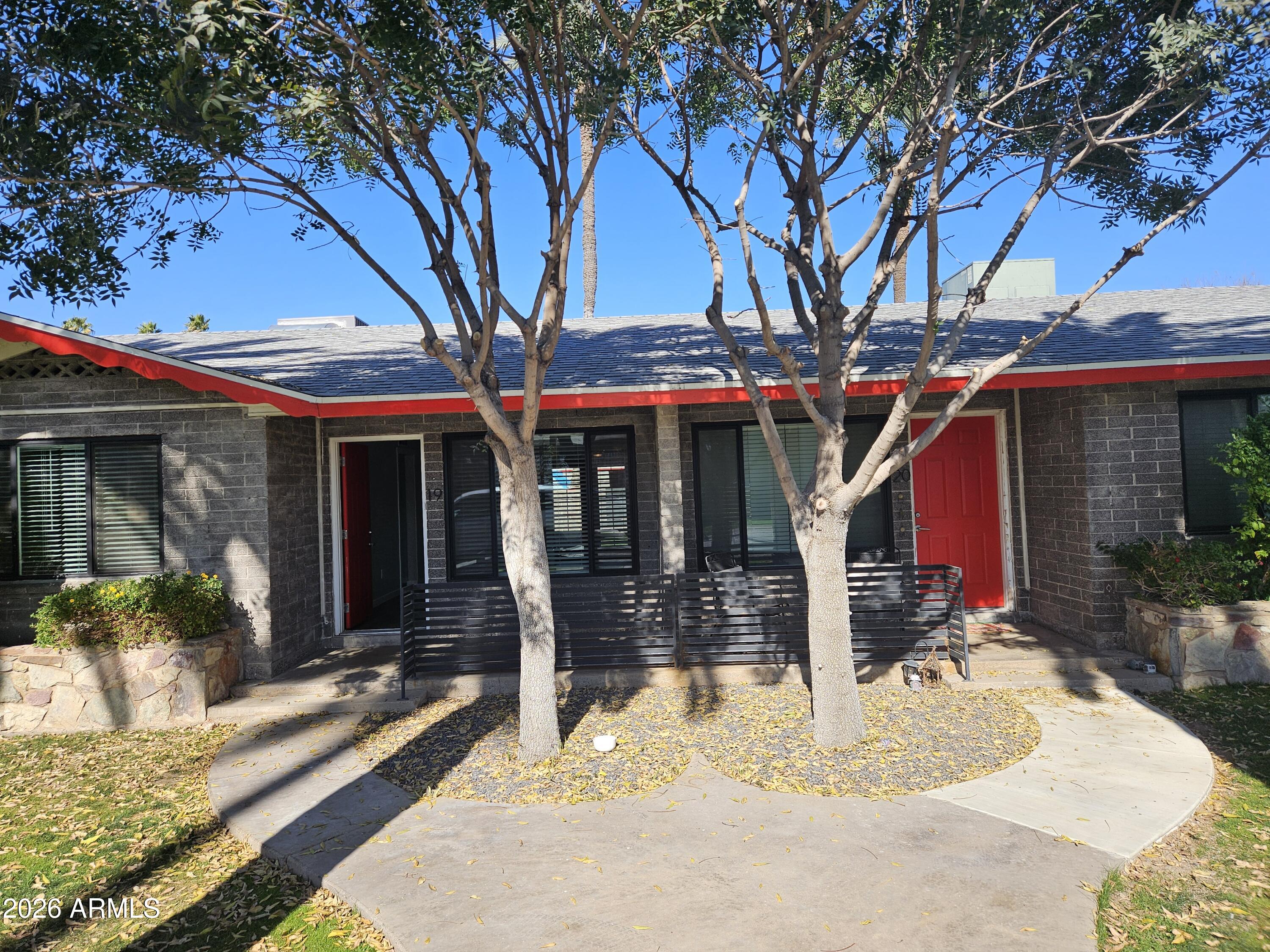 324 W Pasadena Avenue 4a — photo