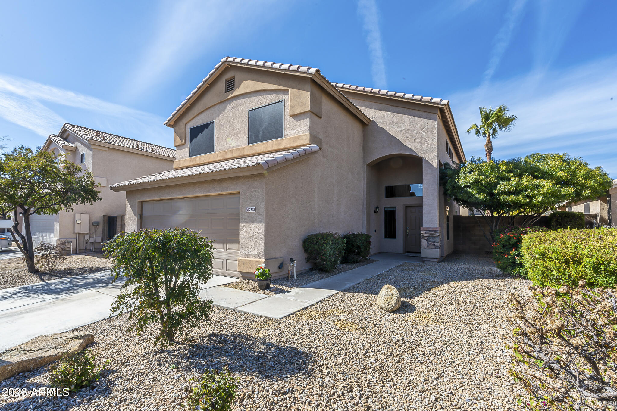 2228 E Avenida Del Sol — photo