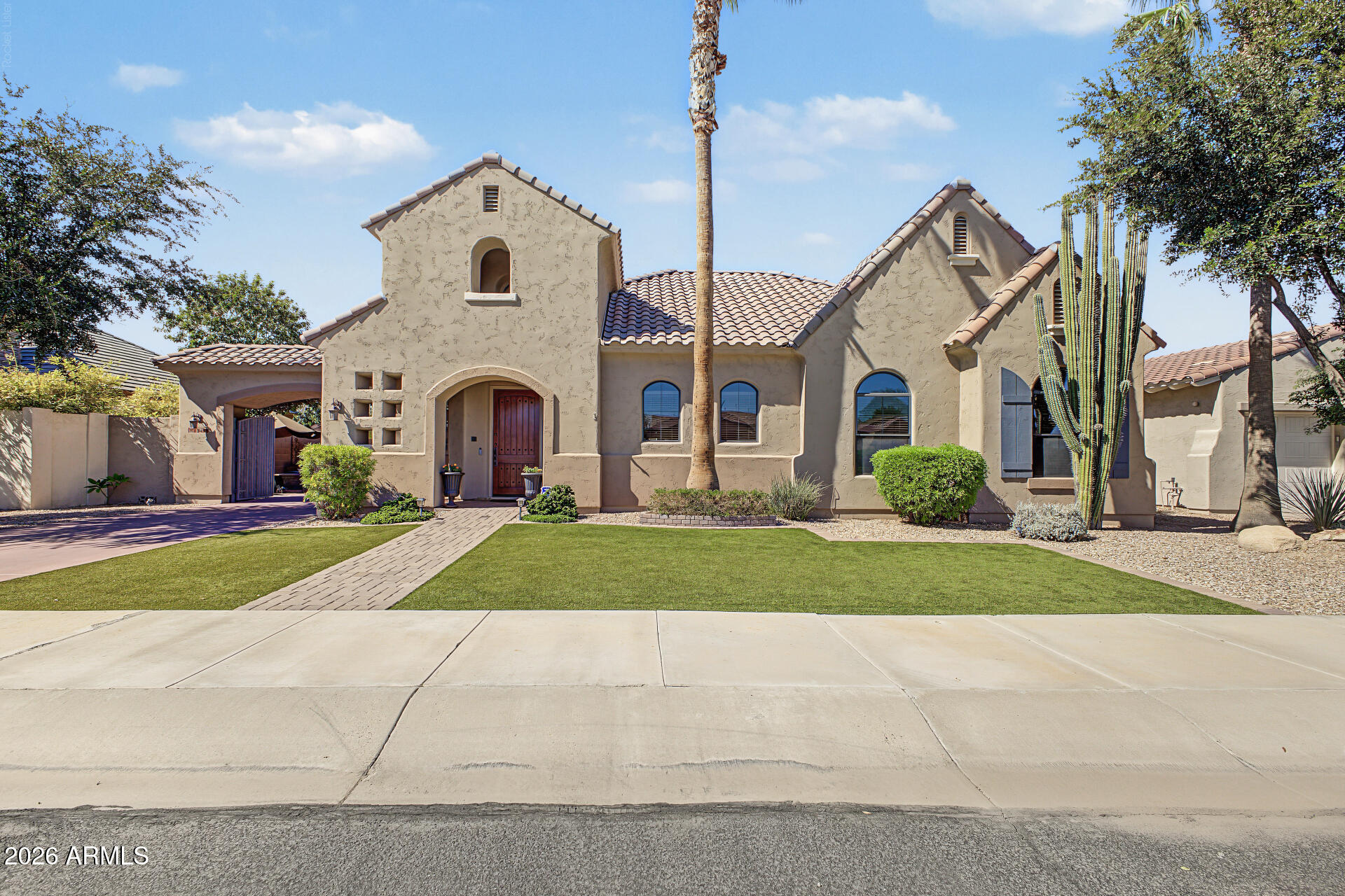 14518 W Sheridan Street — photo