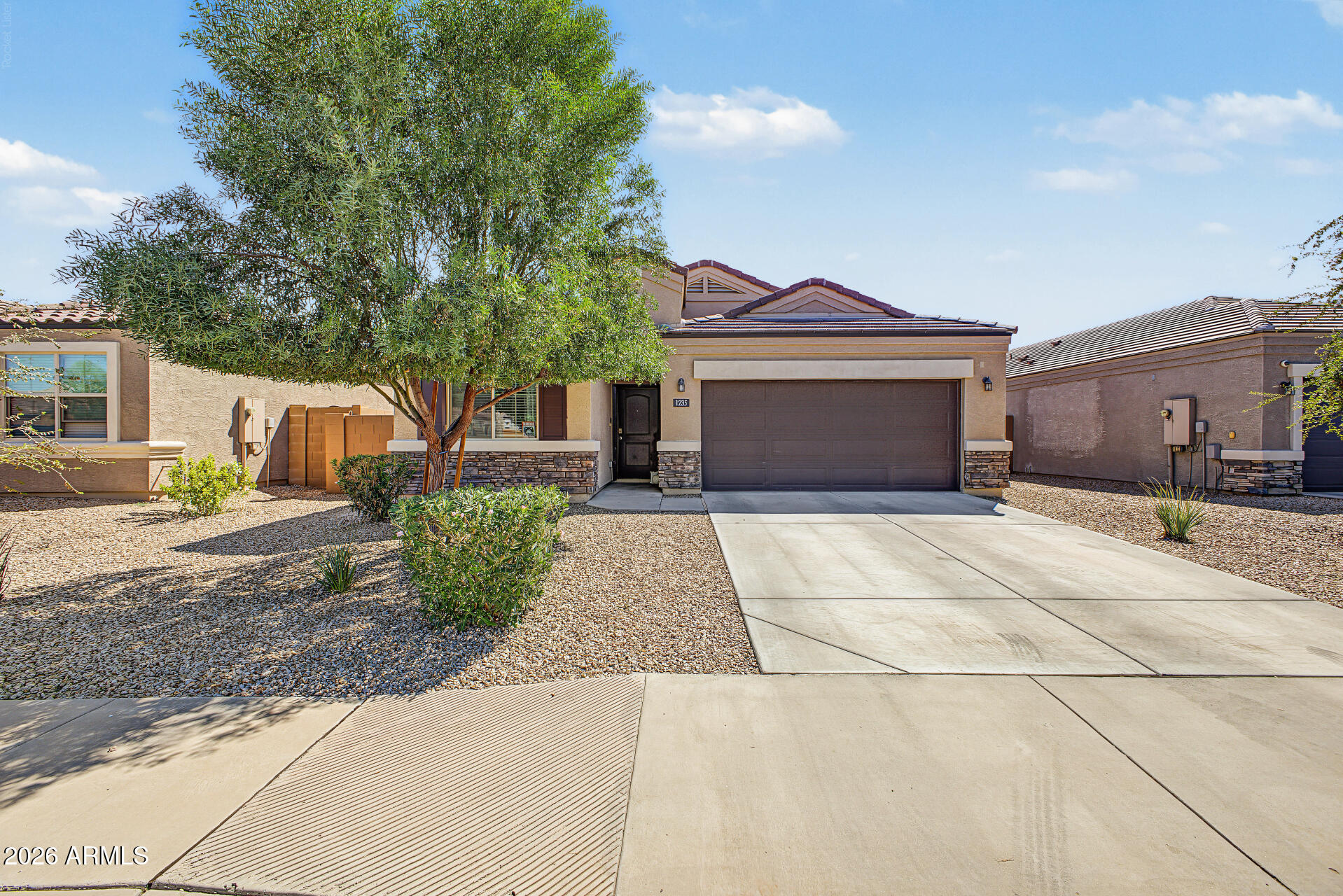 1235 E Thomas Drive — photo