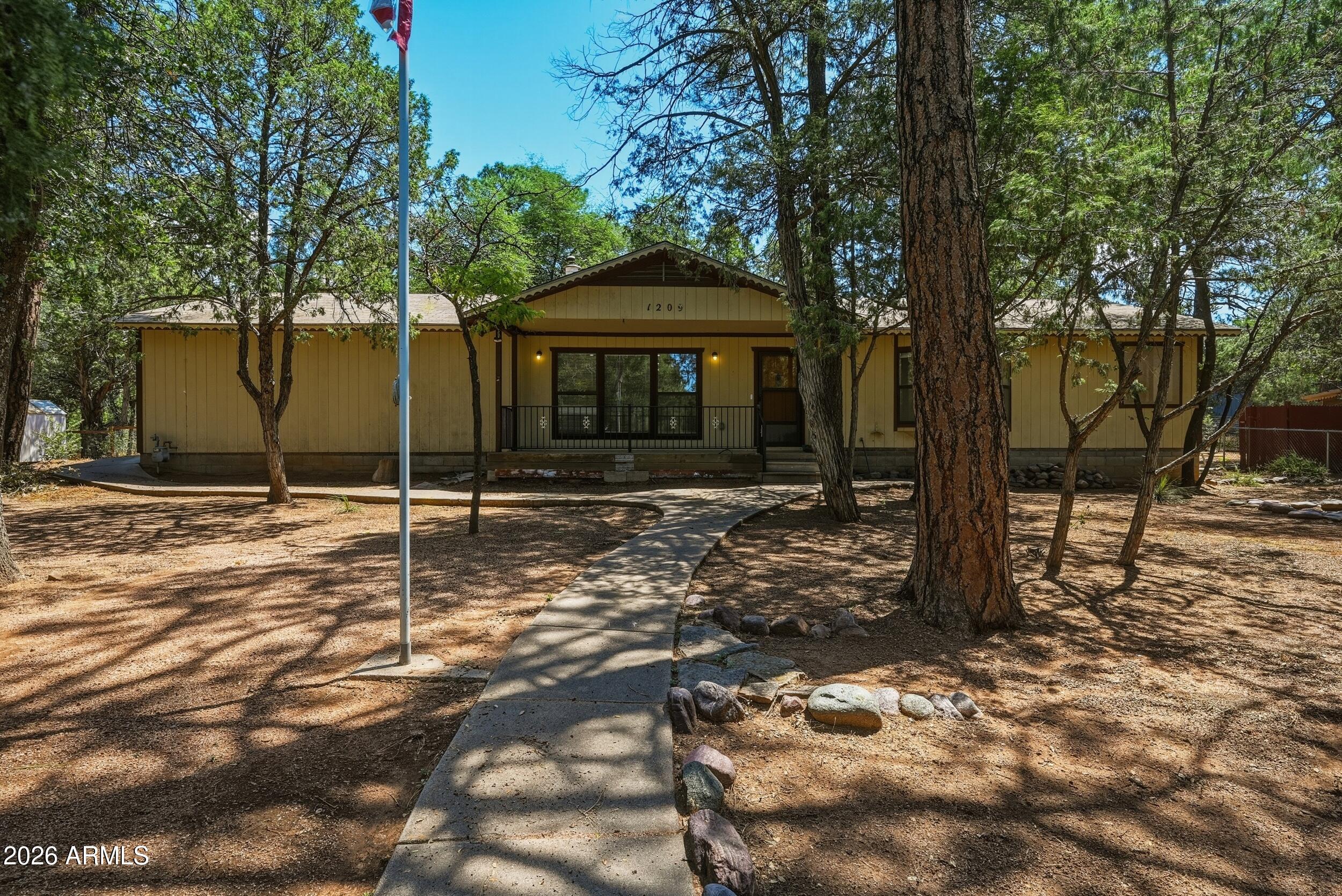 1209 N Gila Drive — photo