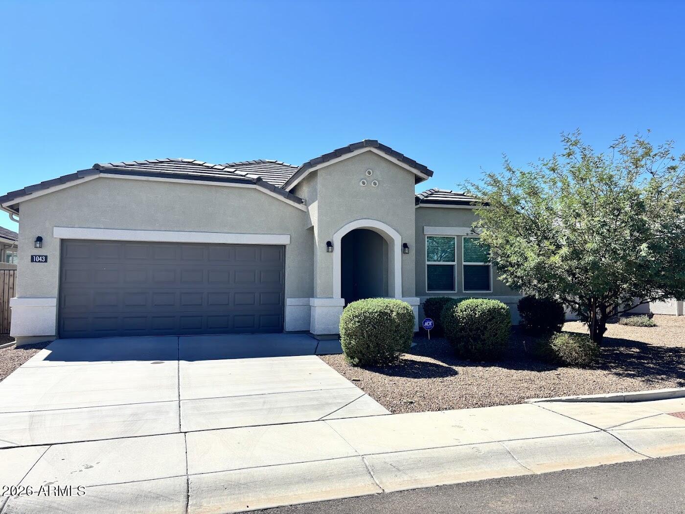 1043 W Avalon Canyon Drive — photo