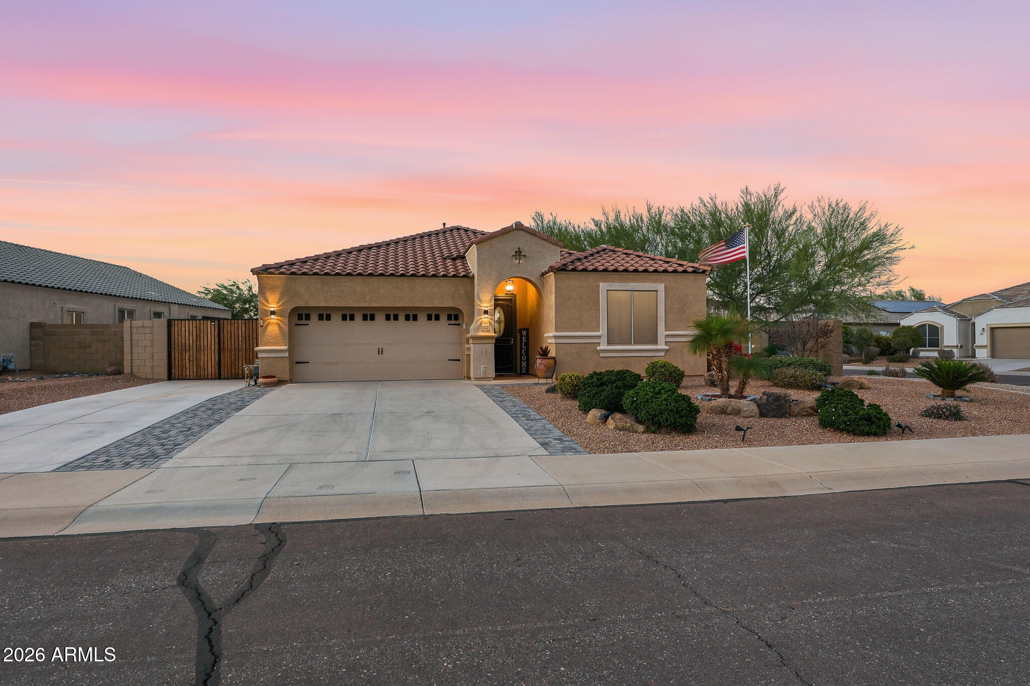 13422 W Desert Moon Way — photo