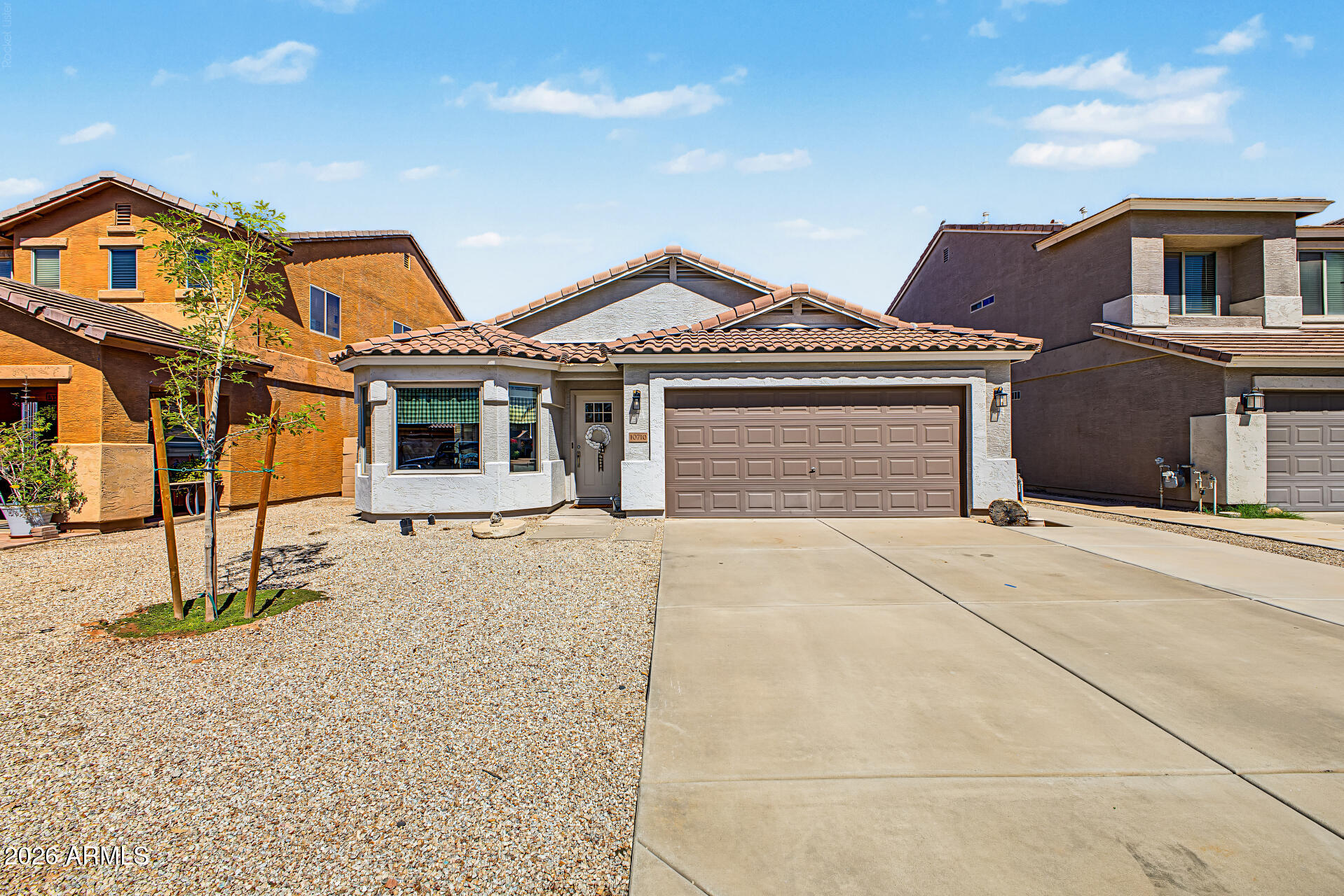 10710 E Wallflower Lane — photo