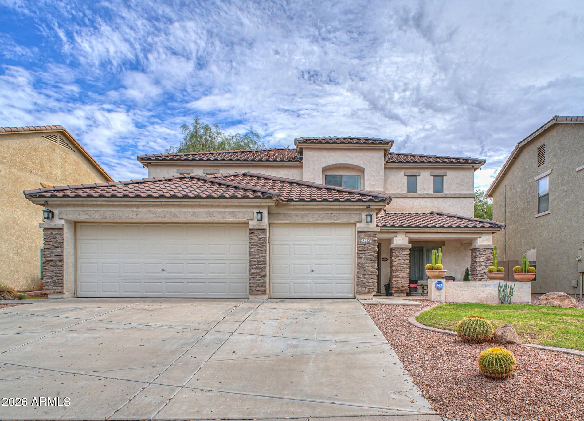 43475 W Maricopa Avenue — photo