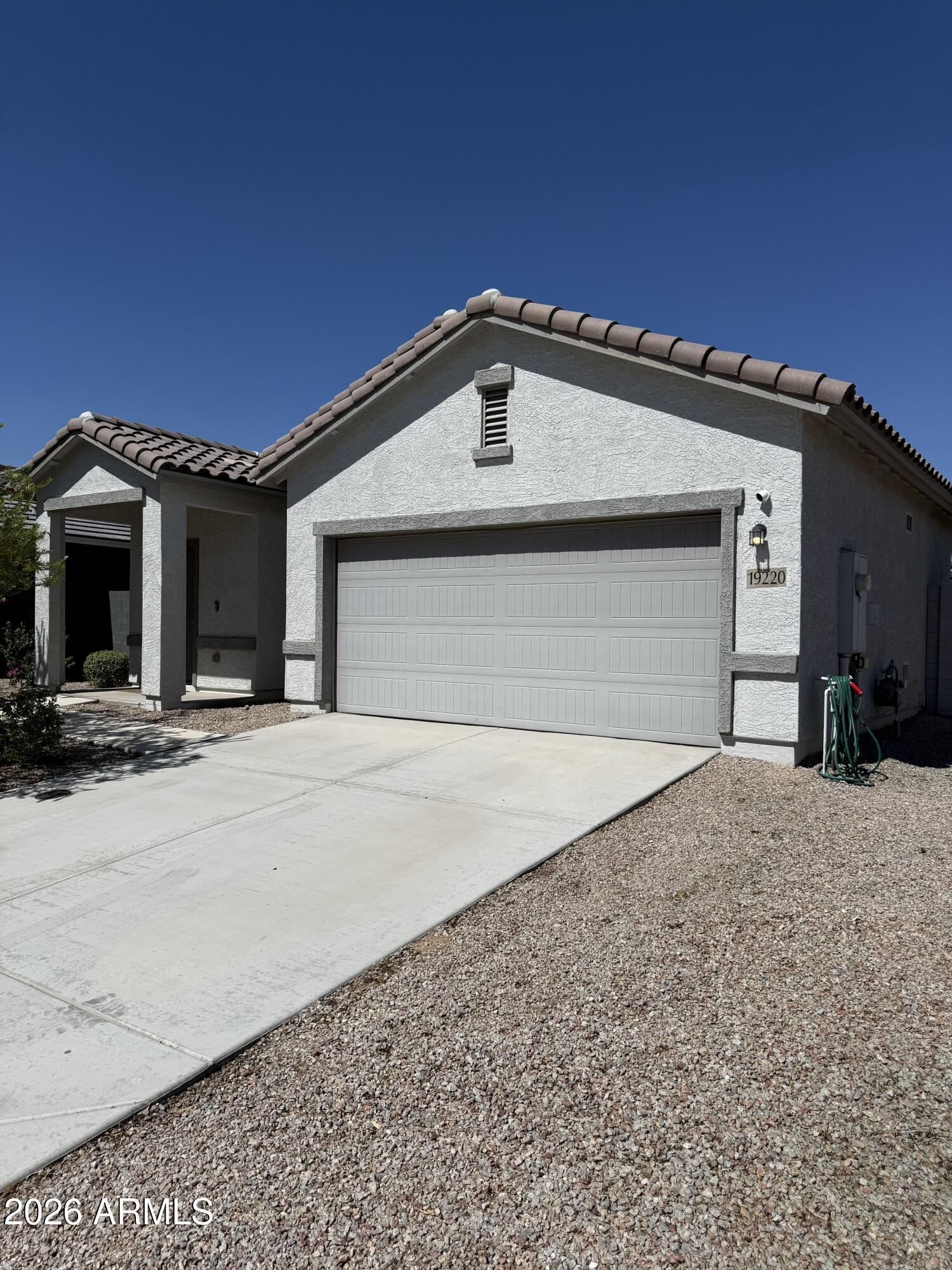19220 W Elm Street — photo