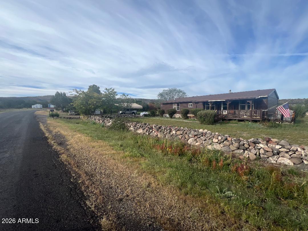 814 W Safari Drive — photo