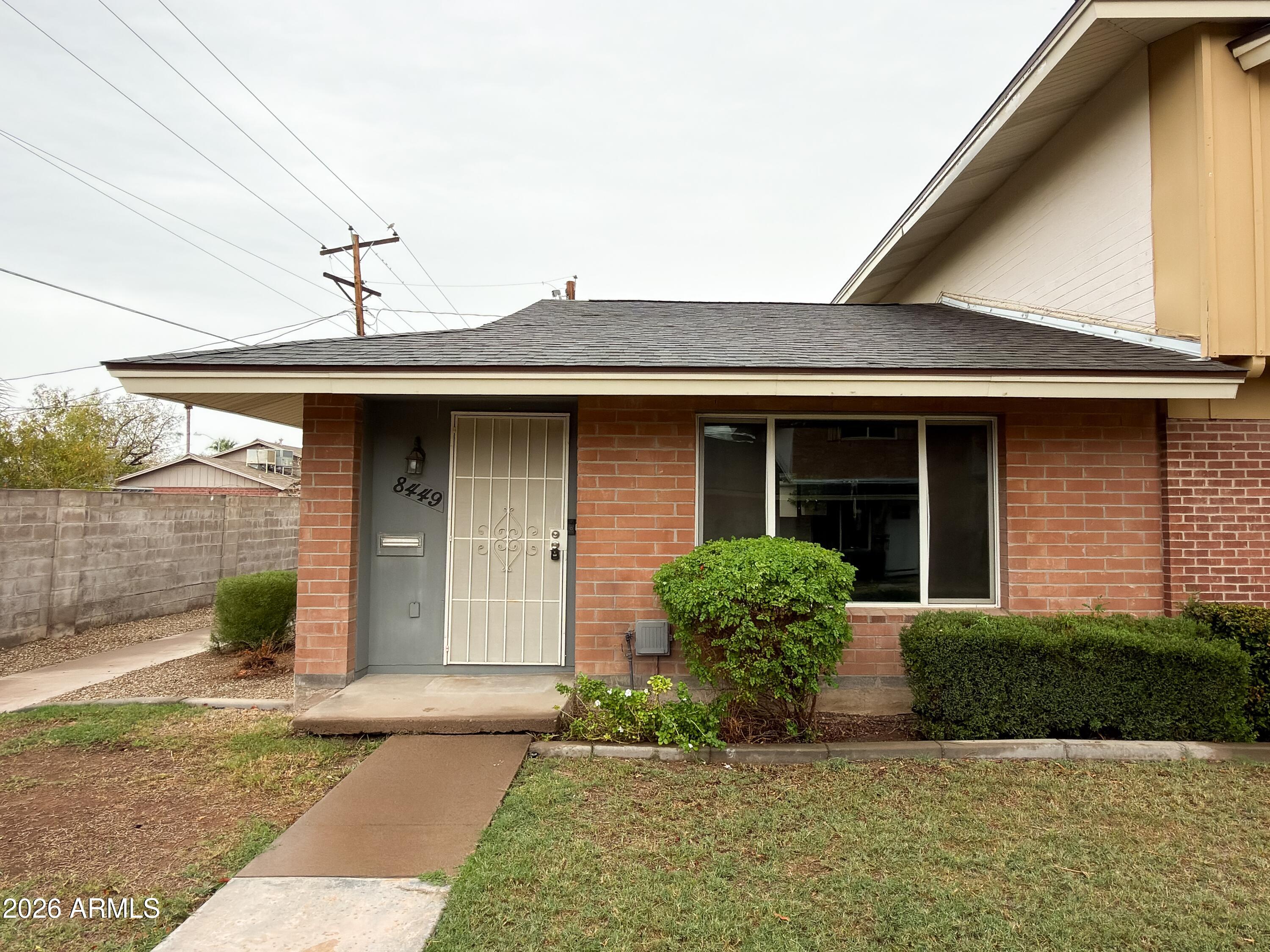 8449 E Montebello Avenue — photo