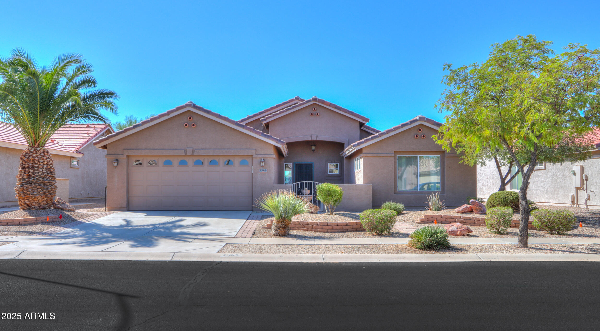2385 E Fiesta Drive — photo