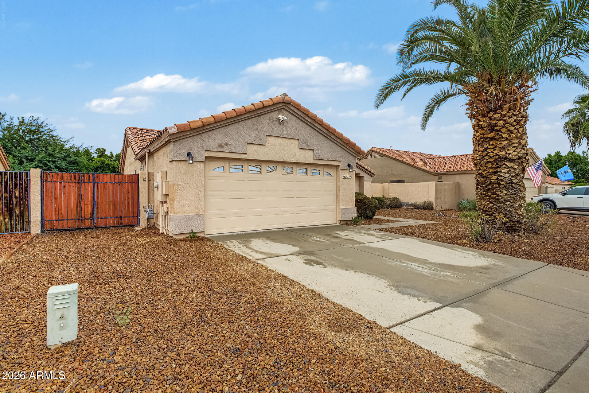 5175 W Kerry Lane — photo