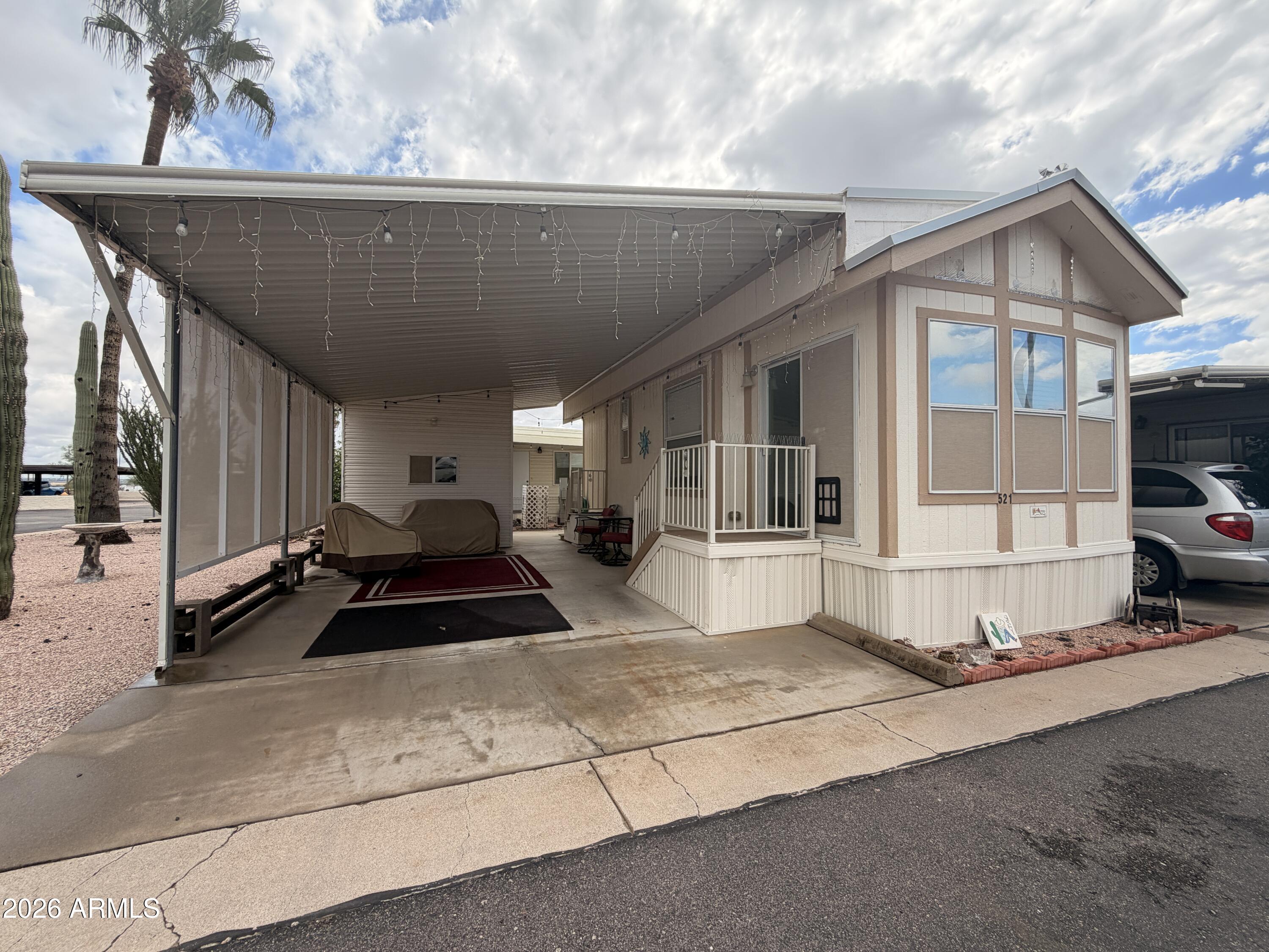 521 E Barrel Cactus Lane — photo