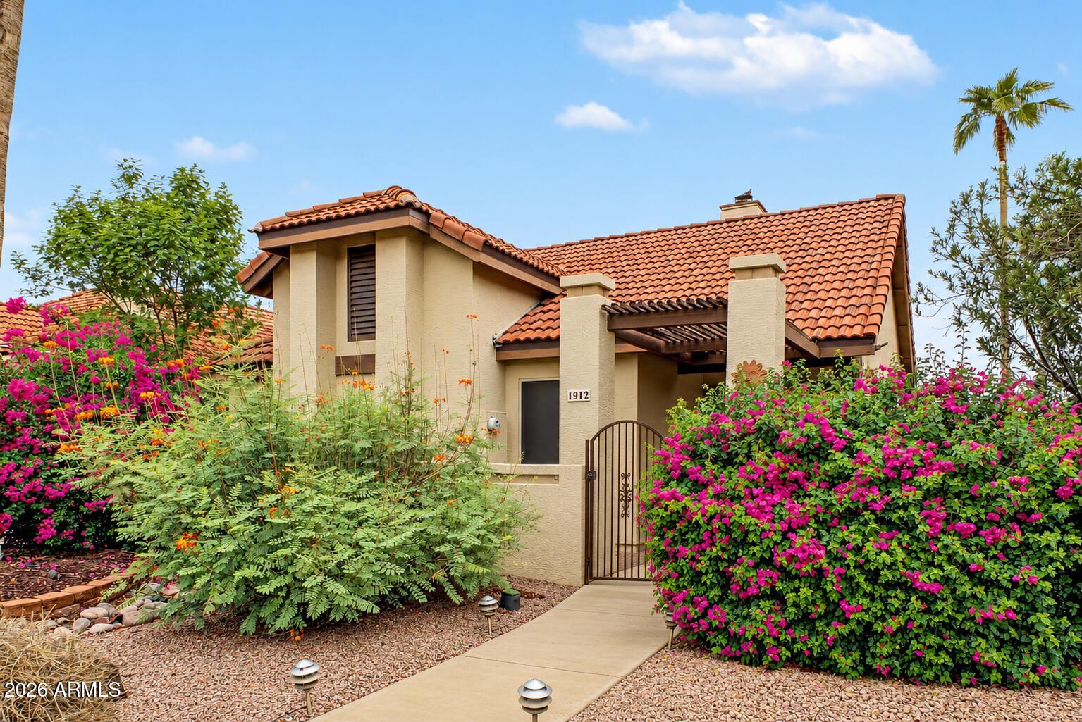 1912 E Velvet Drive — photo