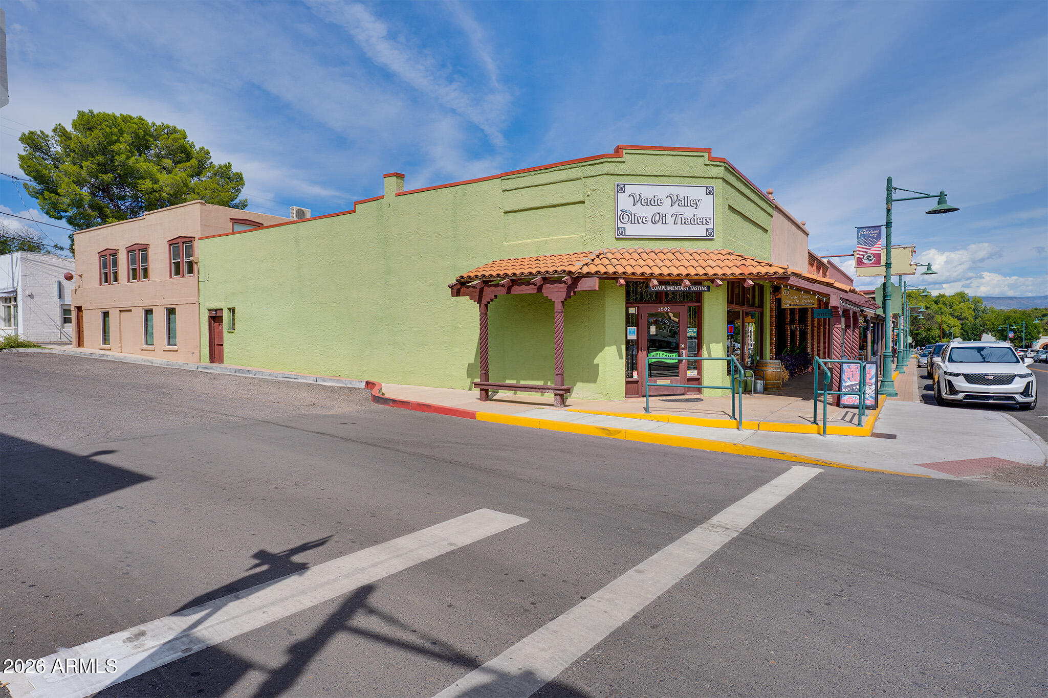 1002 N Main Street — photo