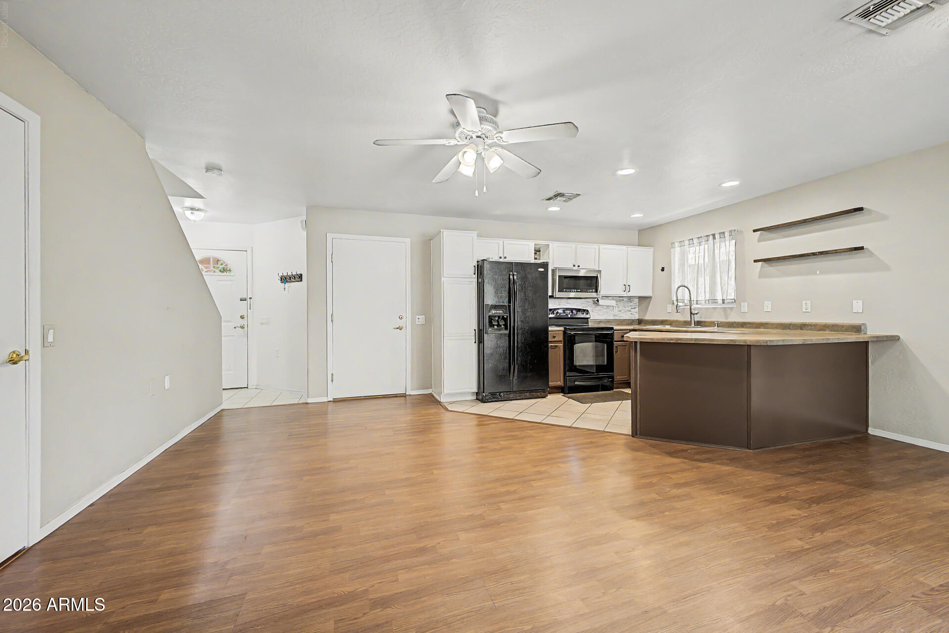 2920 E Eberle Lane, Phoenix, AZ 85032 — photo 2