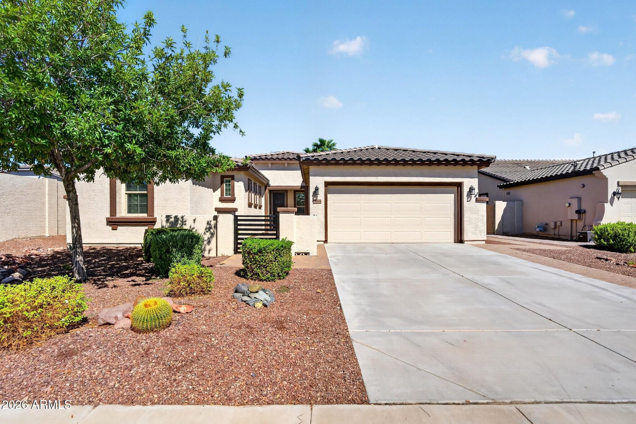 14904 W Luna Circle — photo