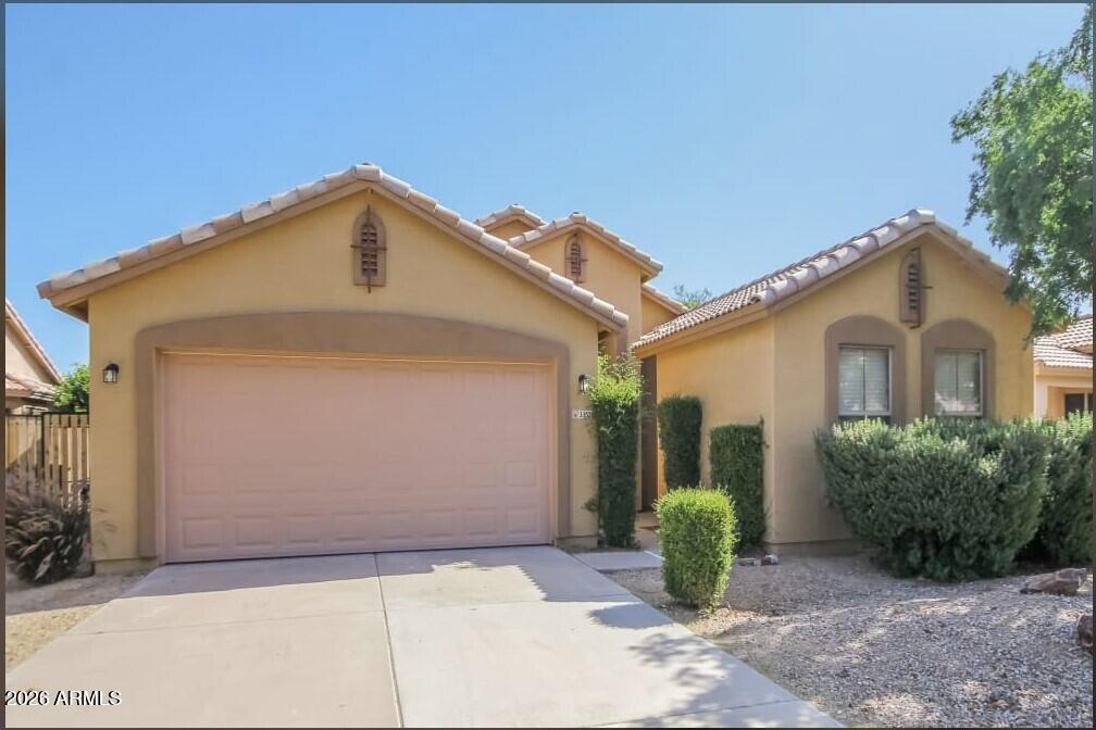 3352 E Chickadee Road — photo