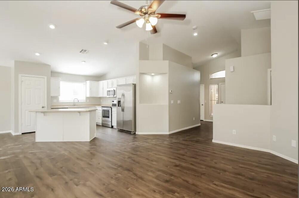 3352 E Chickadee Road, Gilbert, AZ 85297 — photo 2