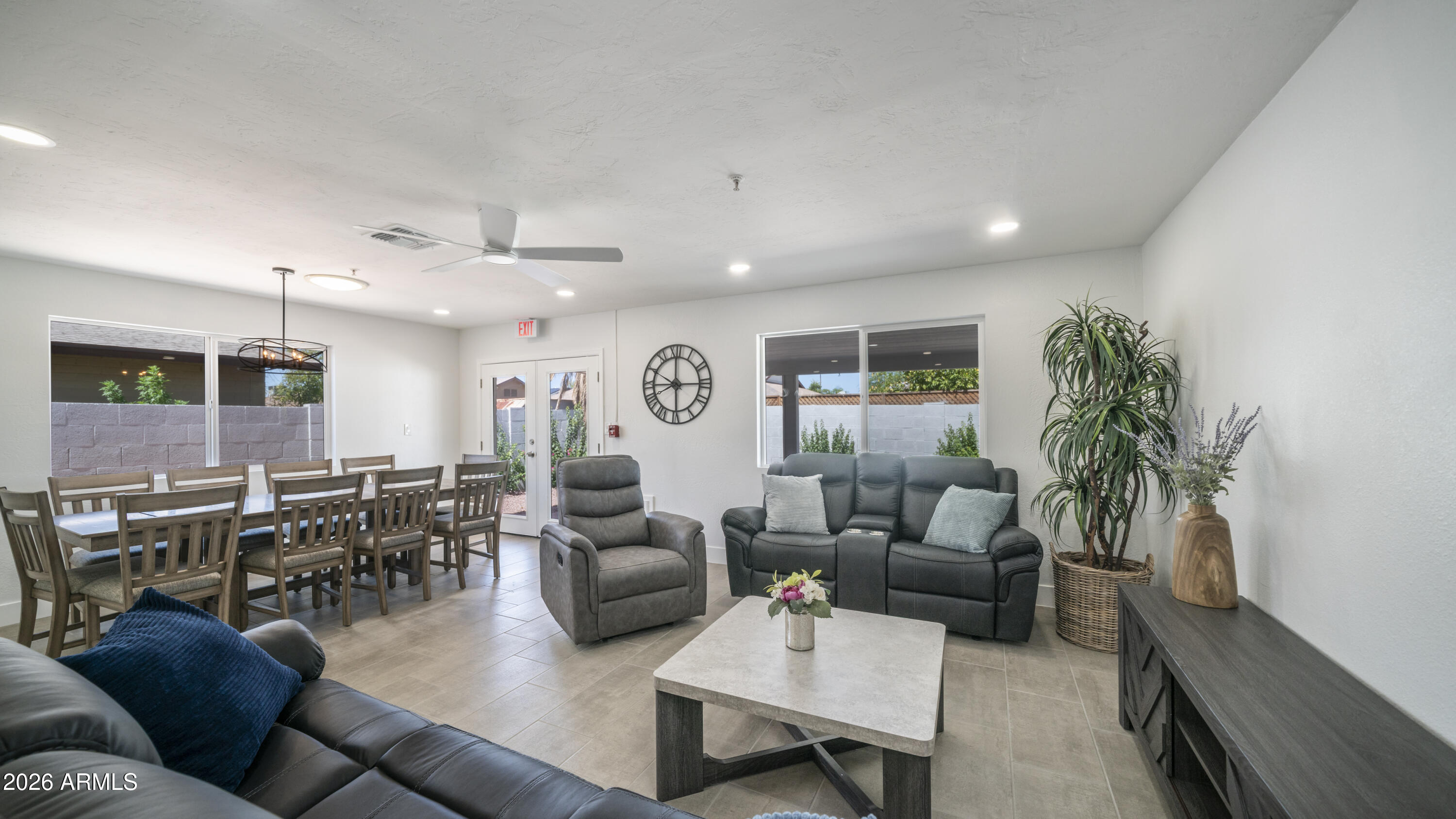 1300 W 10 Bed Assisted Living Avenue — photo