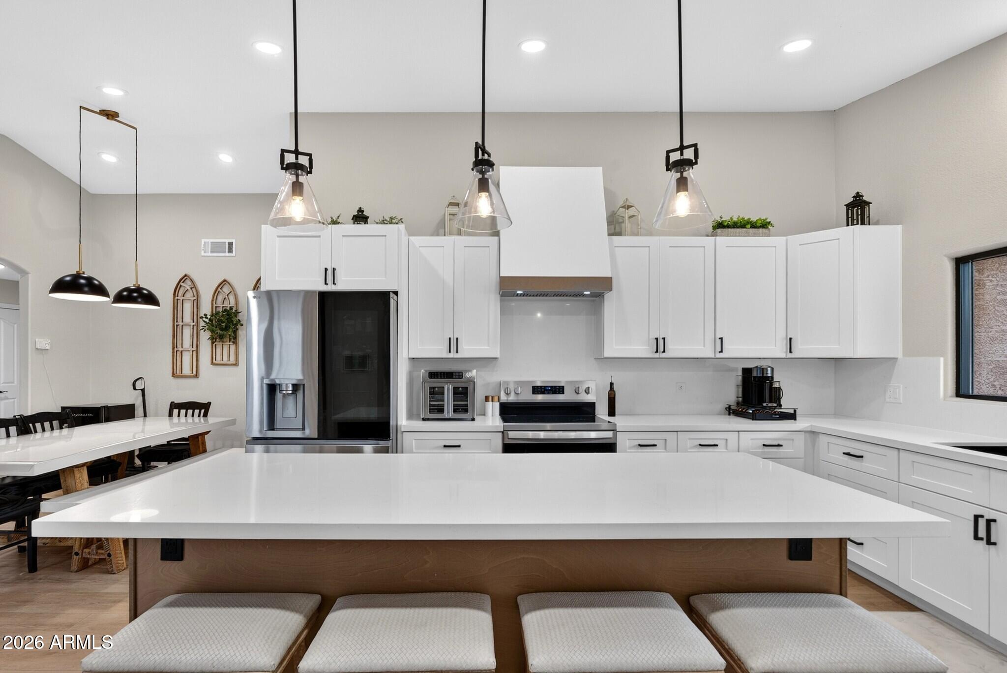 533 N Joshua Tree Lane — photo