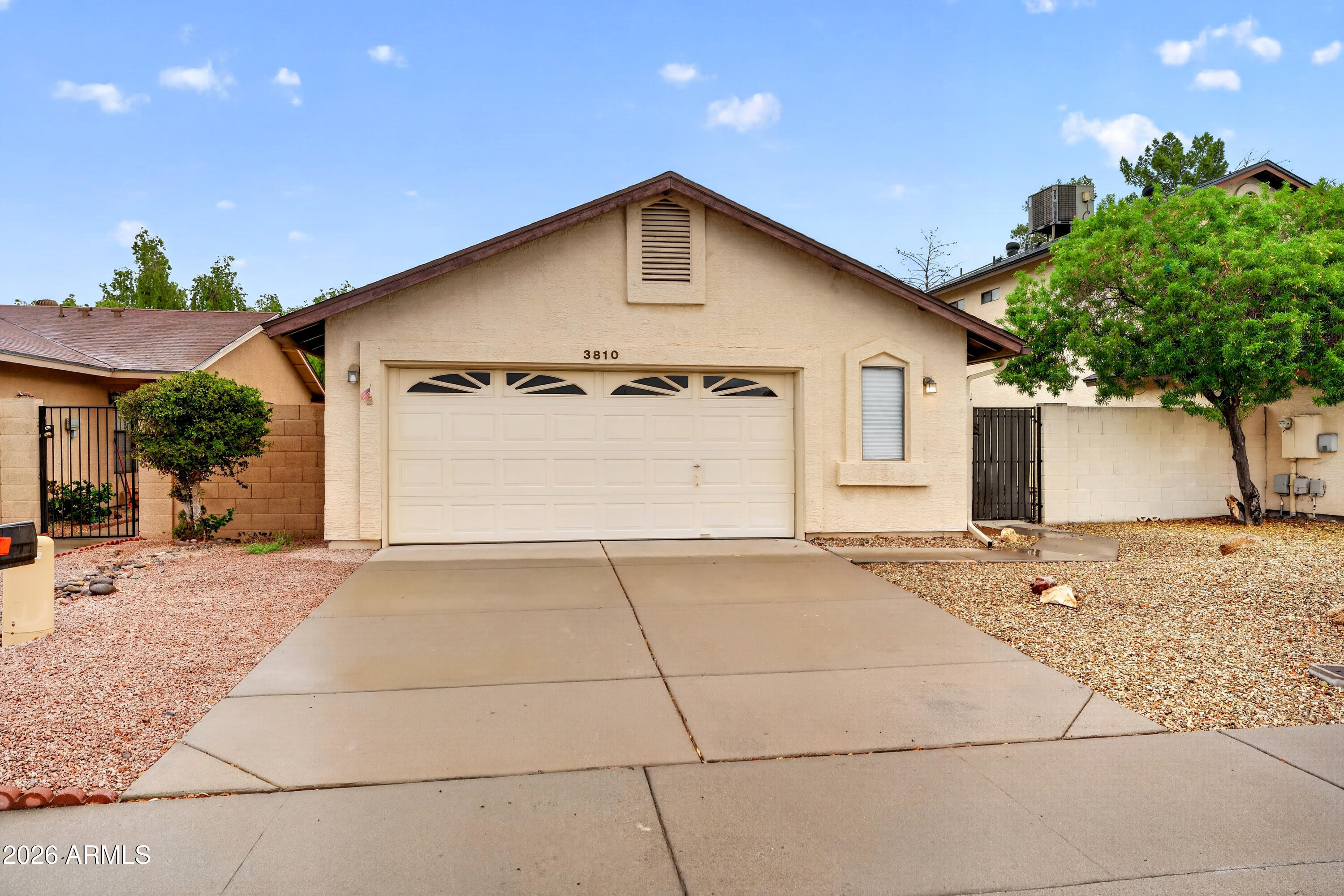 3810 W Marconi Avenue — photo