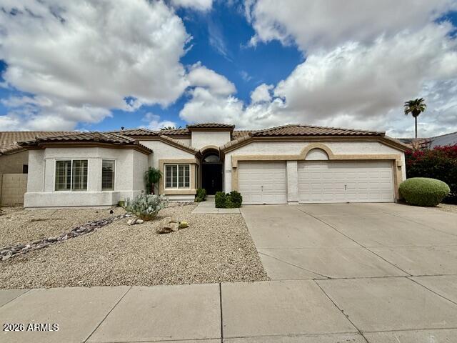 5526 E Woodridge Drive — photo